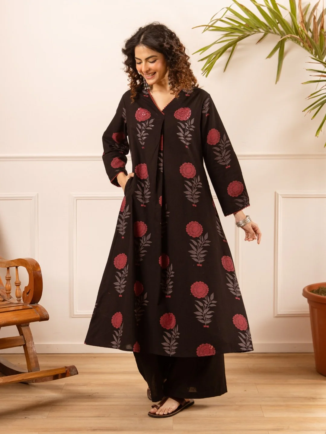 Karen Noir Cotton Kurta Pant set - Image 4