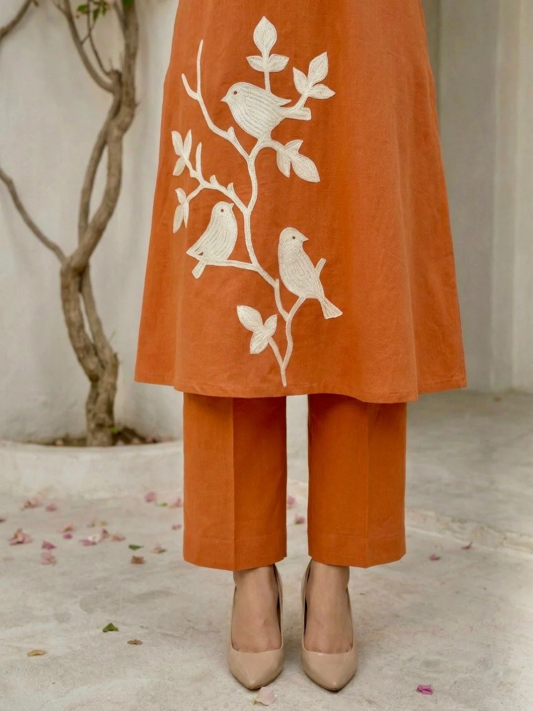 Tanu apricot emboidery cotton kurta pant set - Image 6