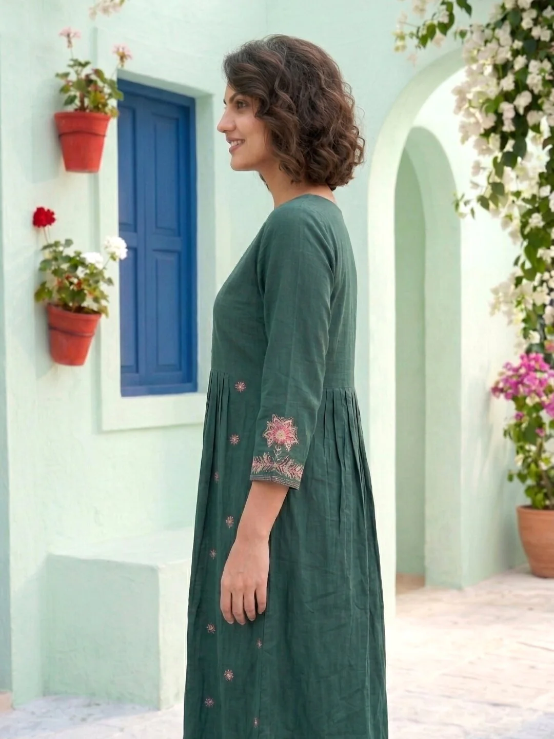 Chandri Myrtle Embroidered Kurta Pant Set - Image 7