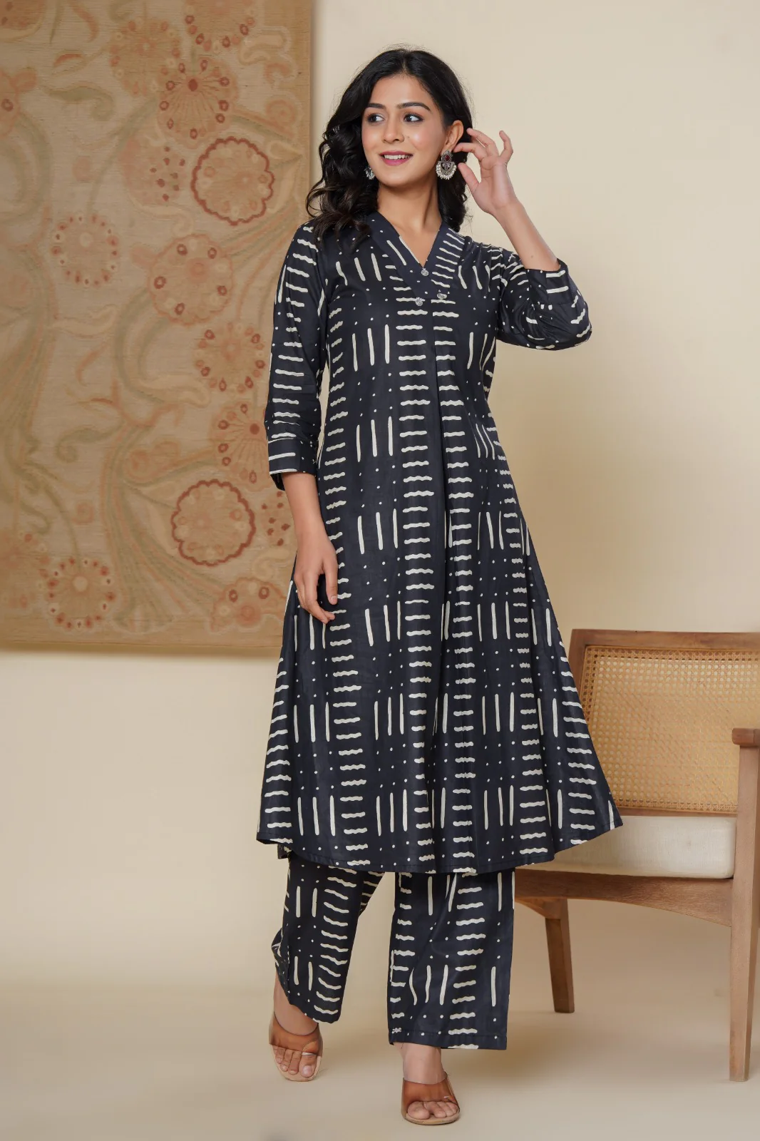 ITI ONYX COTTON PRINTED KURTA PANT SET - Image 7