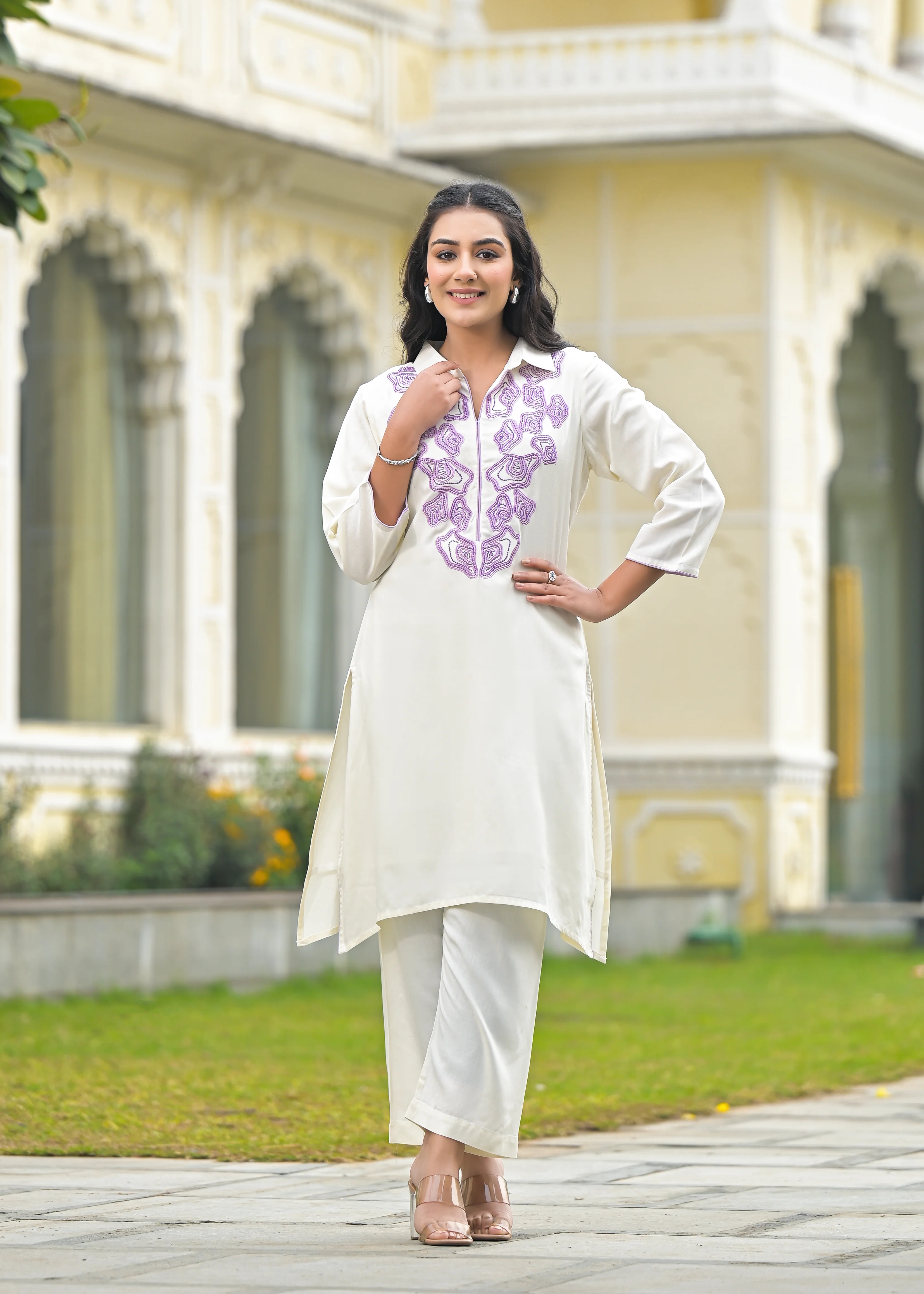 Bela Lavender Embroidered Kurta Pant Set - Image 4