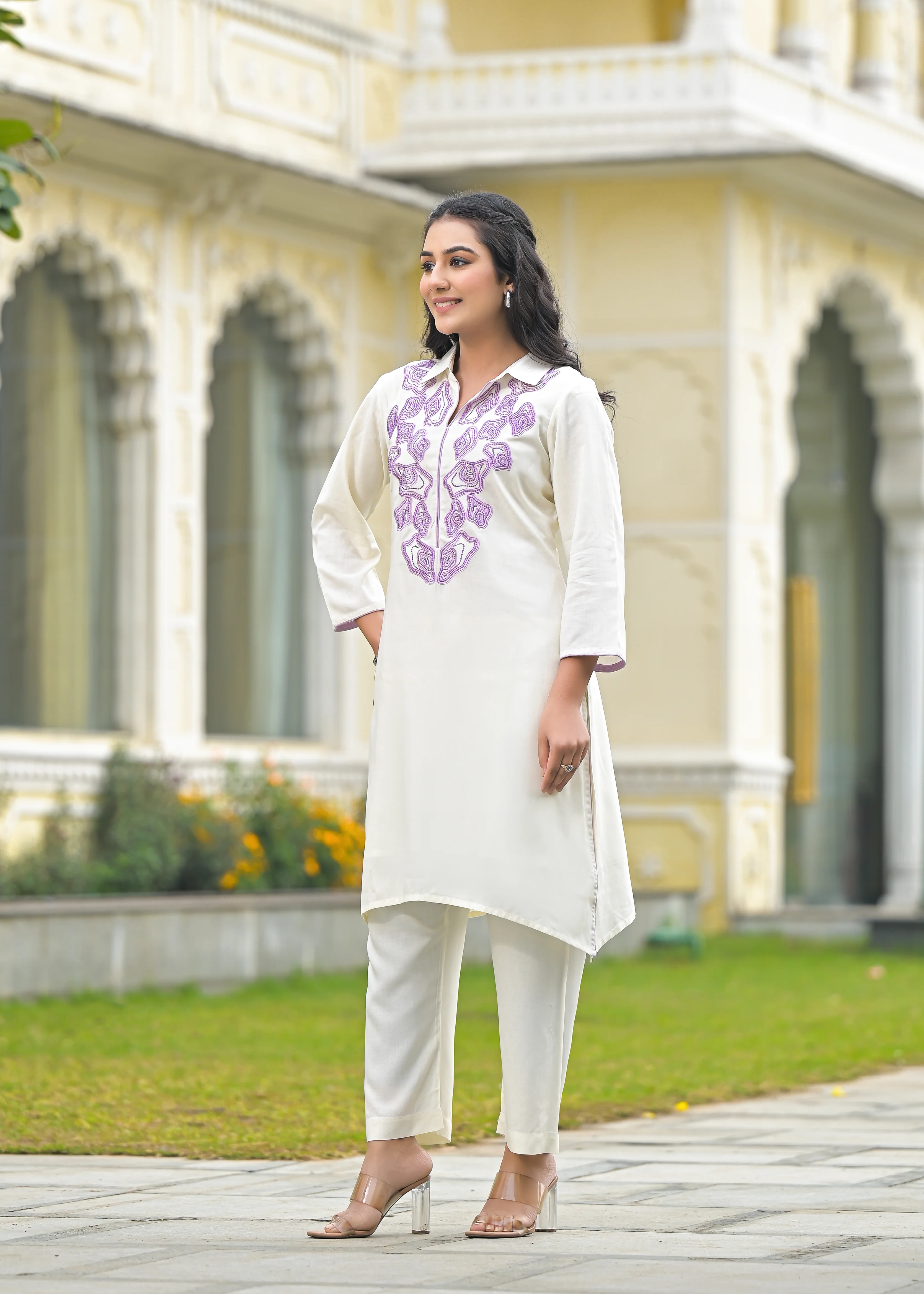 Bela Lavender Embroidered Kurta Pant Set - Image 5