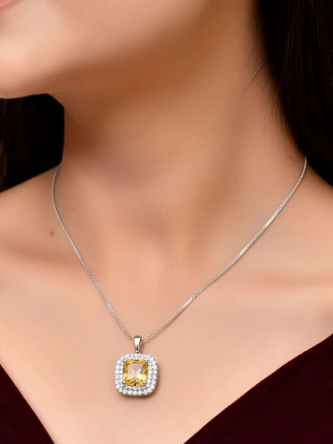 Savana Diamond Earing & Pendant Set - Image 2