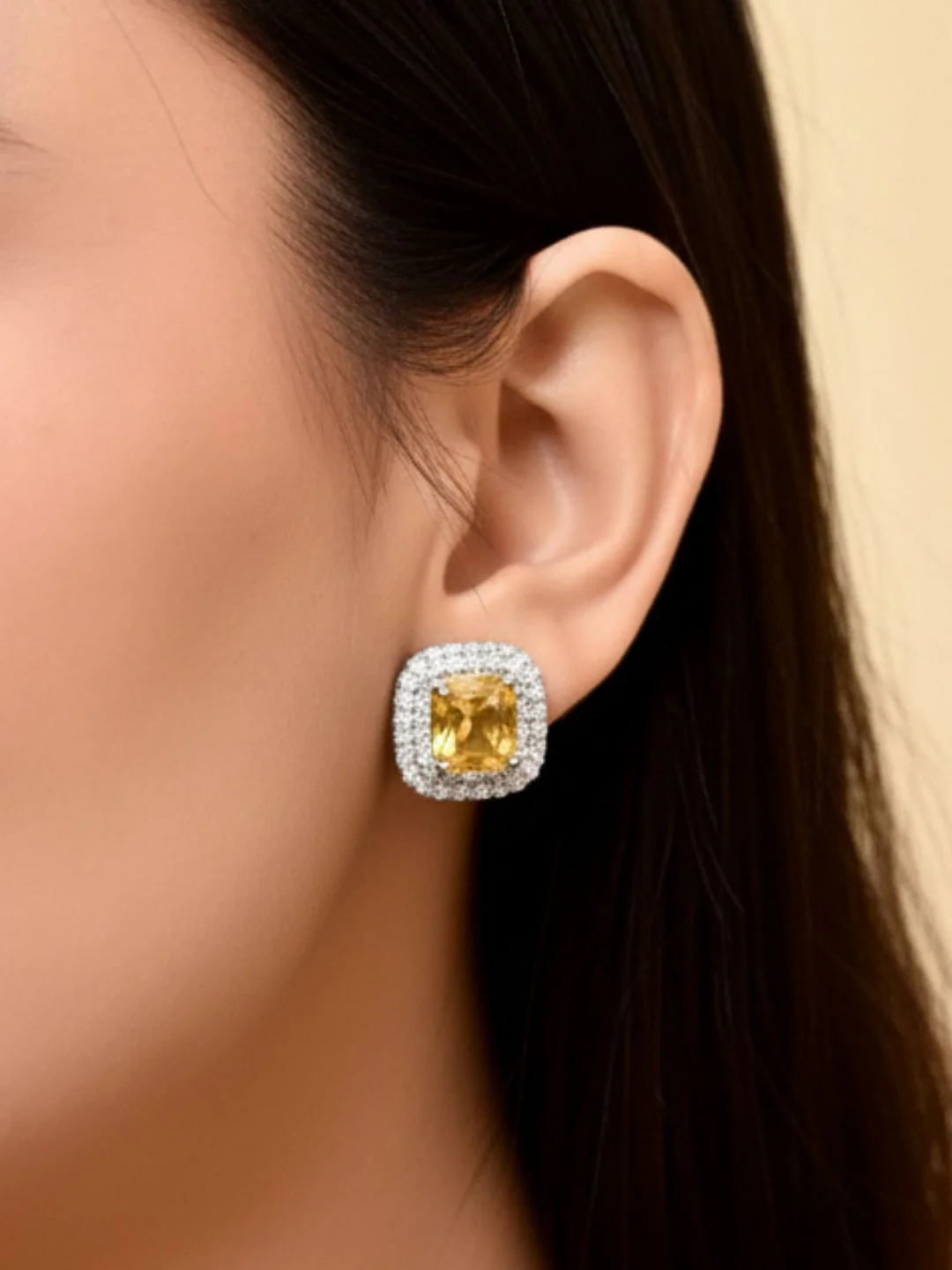 Savana Diamond Earing & Pendant Set - Image 3