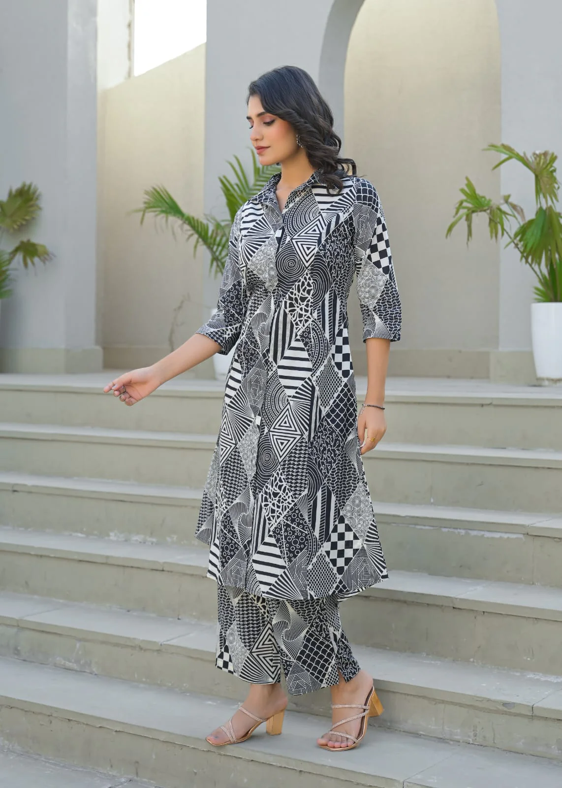 Parnashree Onyx Cotton Co-ord Set - Image 7