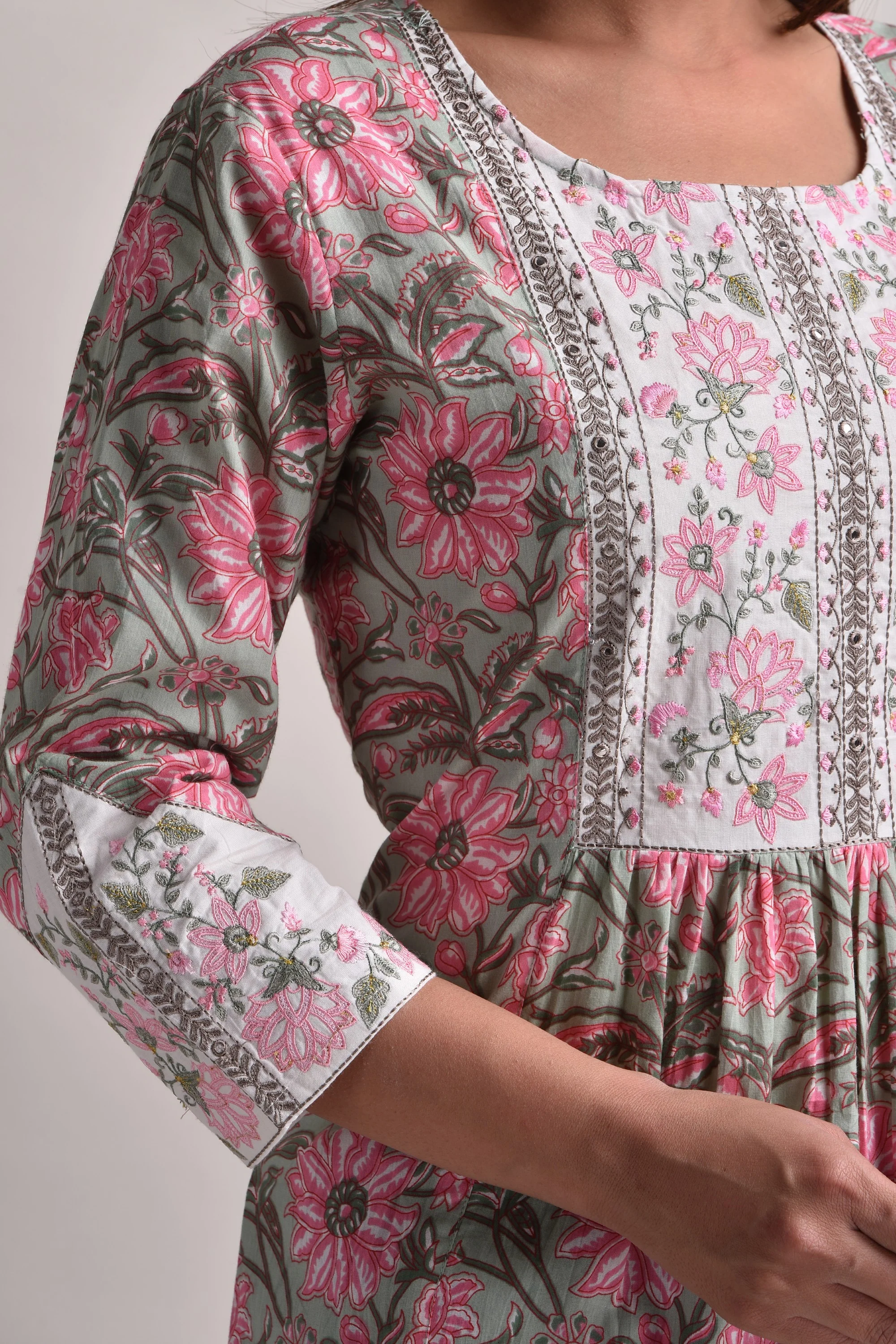 Hiya Clay Embroidered Cotton Top - Image 3