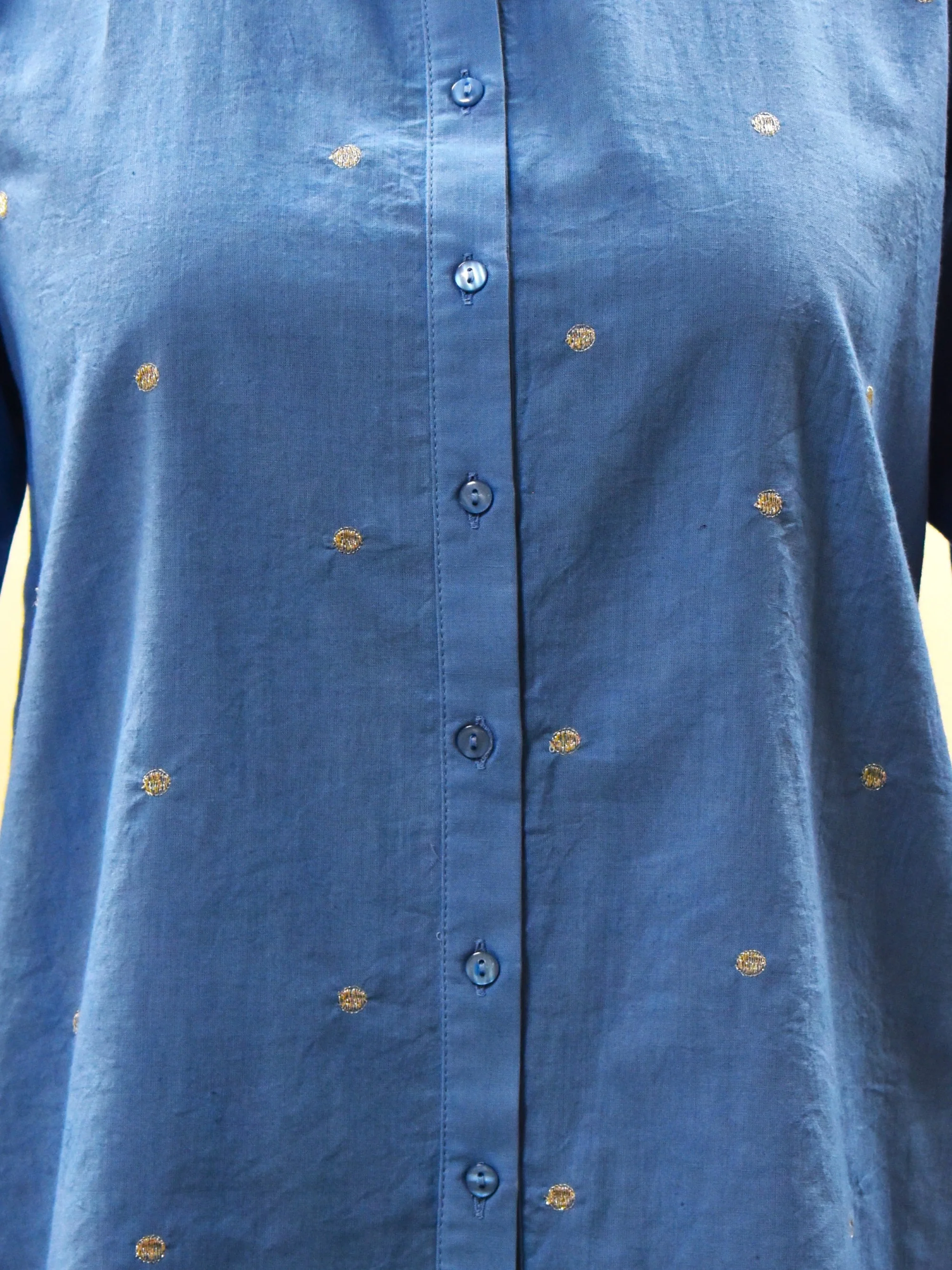 Ivanka Hibis Embroidery Cotton Shirt - Image 5