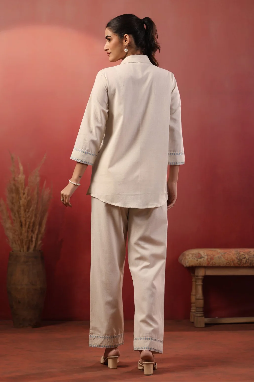 Viyona dove embroidery cotton cord set - Image 3