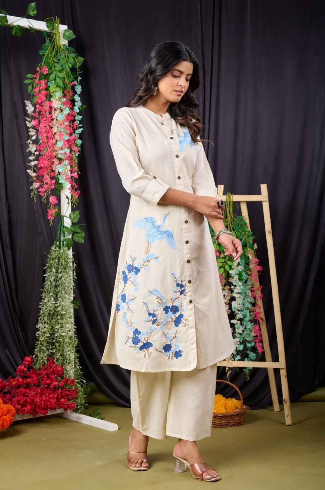 Rajhans Daisy Embrodiery Kurta Pant Set - Image 4