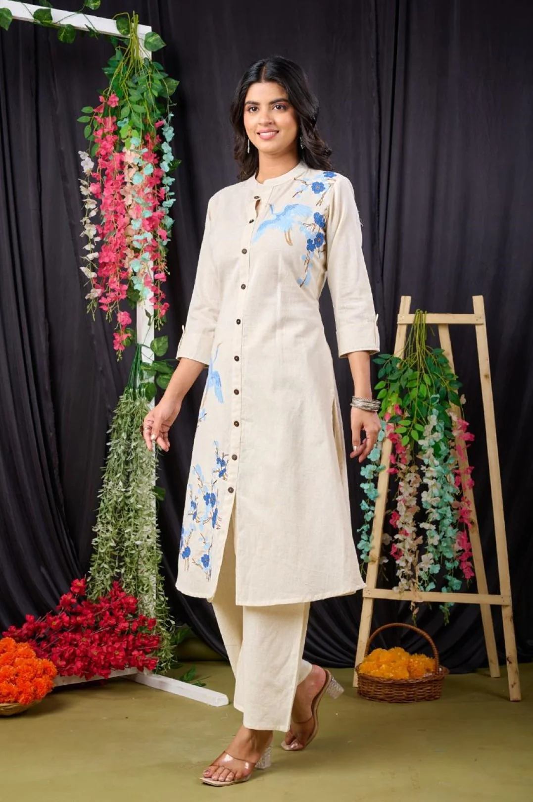 Rajhans Daisy Embrodiery Kurta Pant Set - Image 5