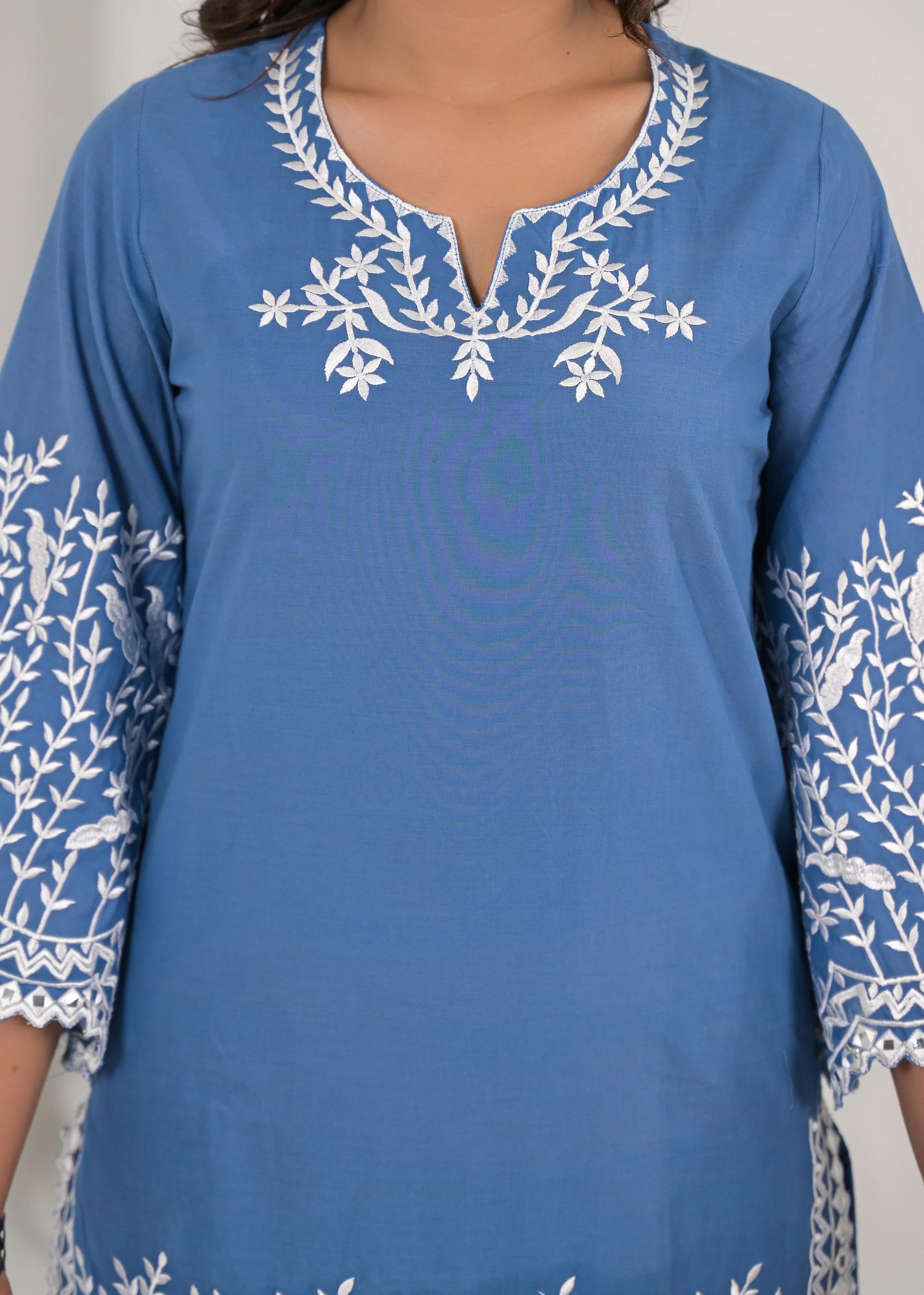 Lipika Lapis Embroidered Cotton Co-ord set - Image 4