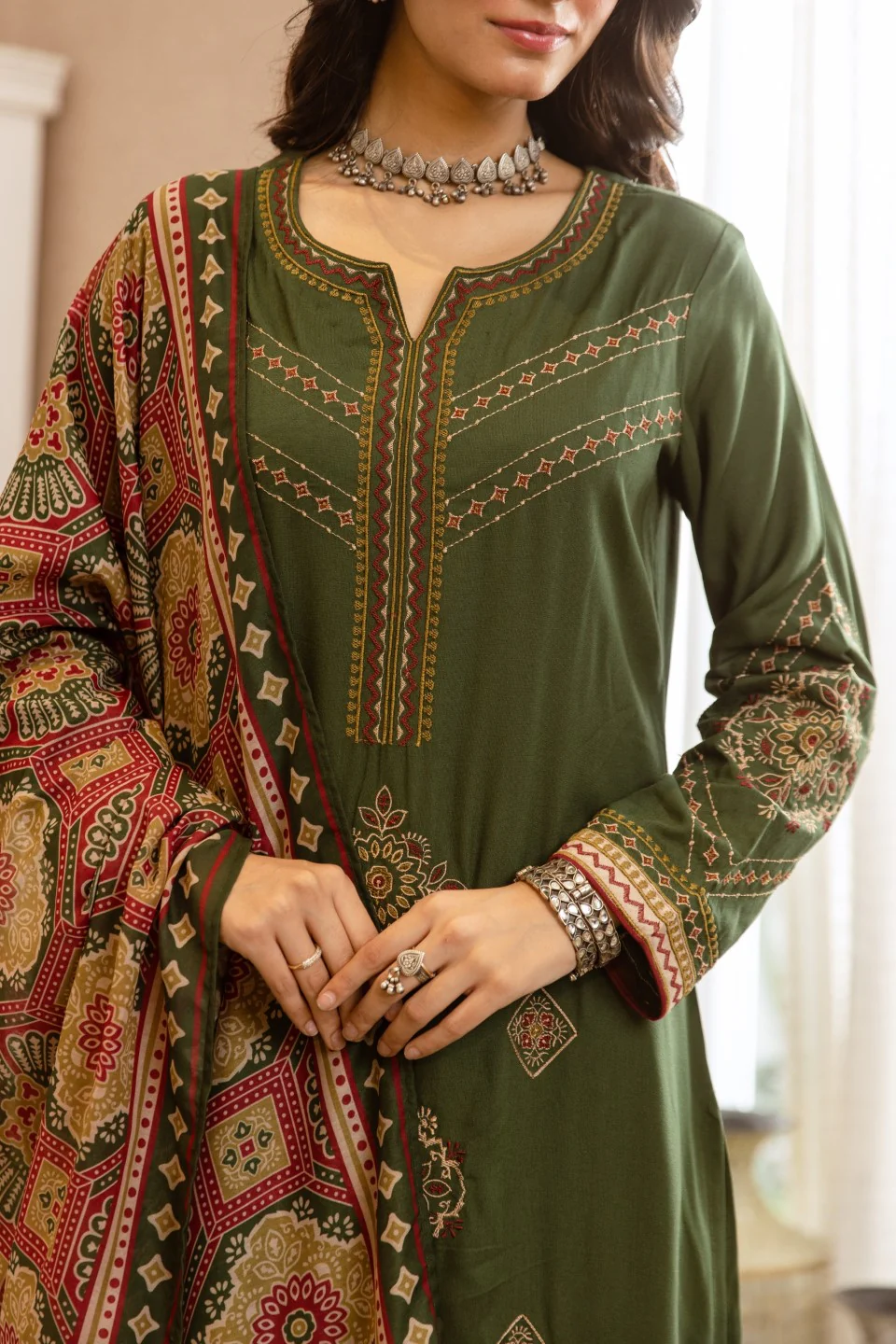 Karen sage embroidery cotton suit set - Image 7