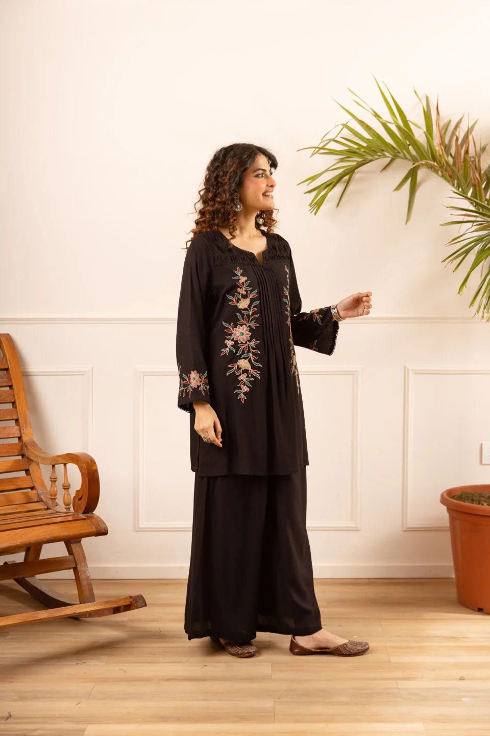 Karen soot embroidery cotton co-ord set - Image 6