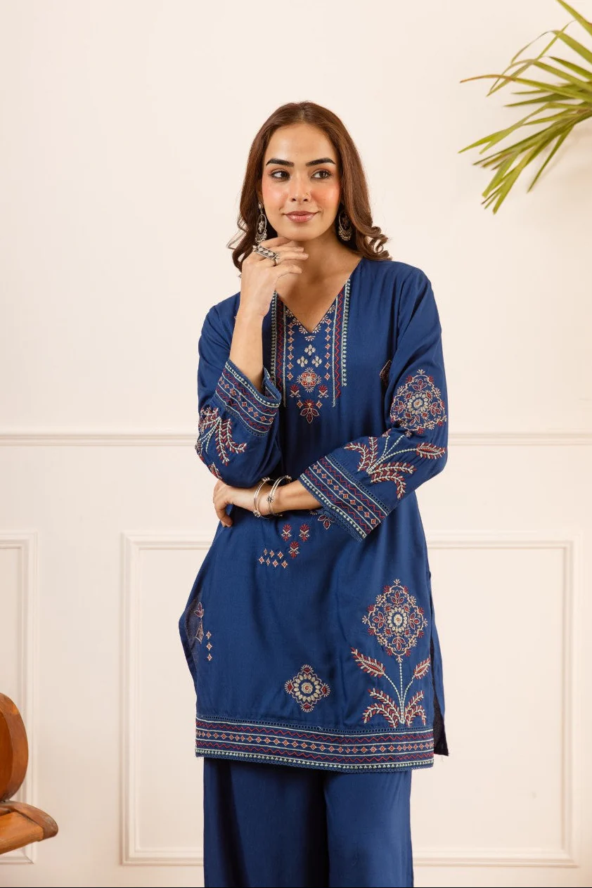 Karen Tufts embroidery cotton co-ord set - Image 4