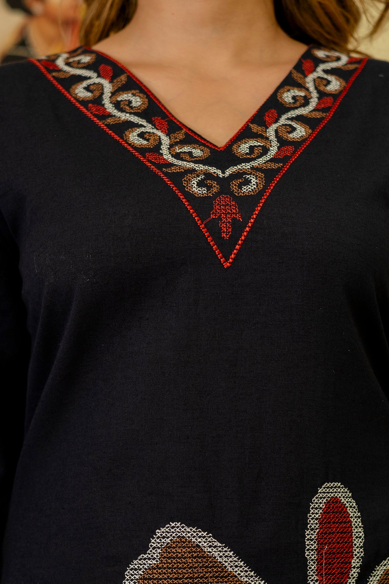 Samiha Raven embroidery cotton kurta pant set - Image 4