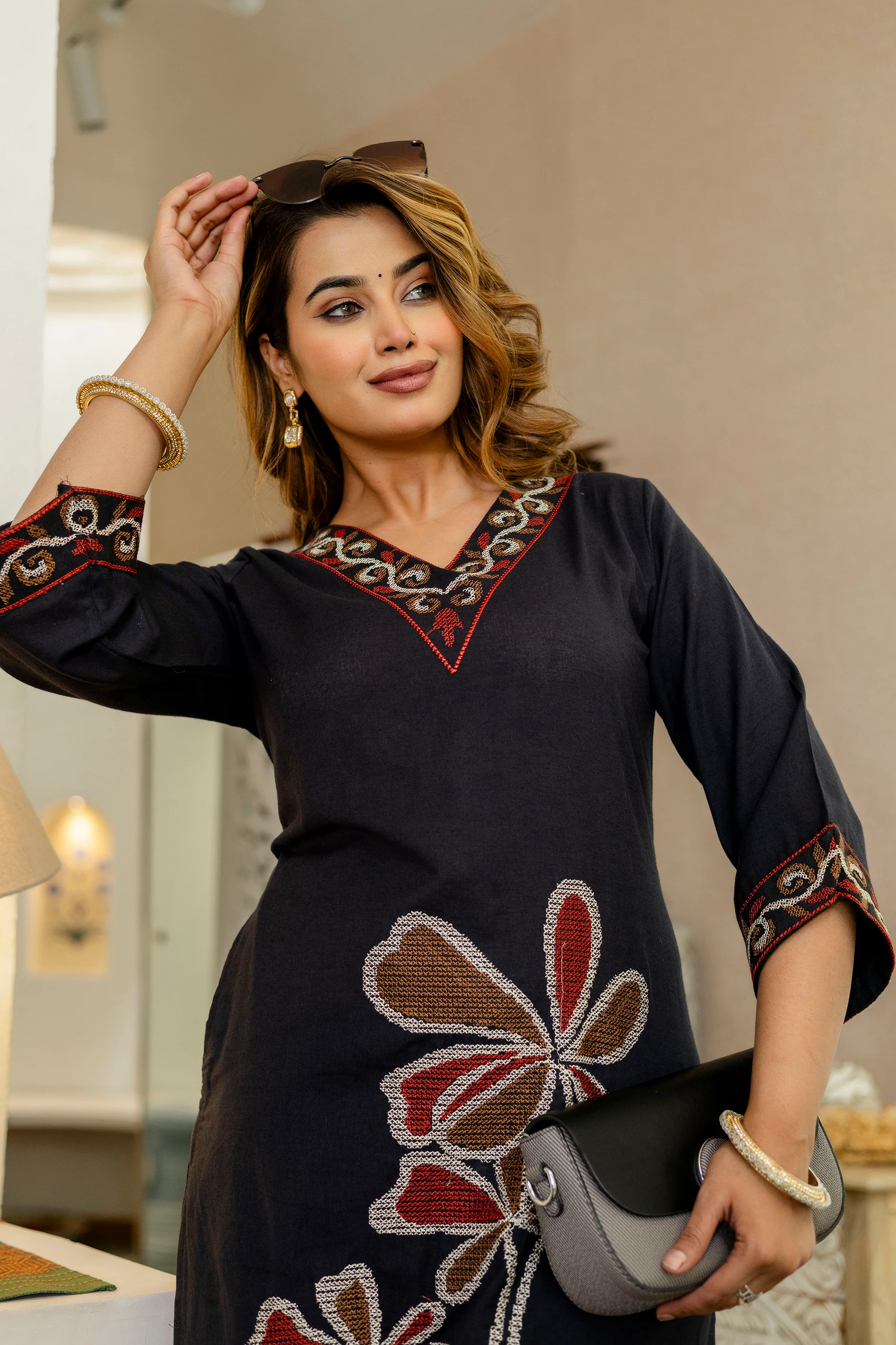 Samiha Raven embroidery cotton kurta pant set - Image 6