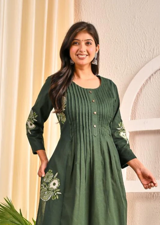 Sarvari Olive Embroidery Kurta Pant Set - Image 2