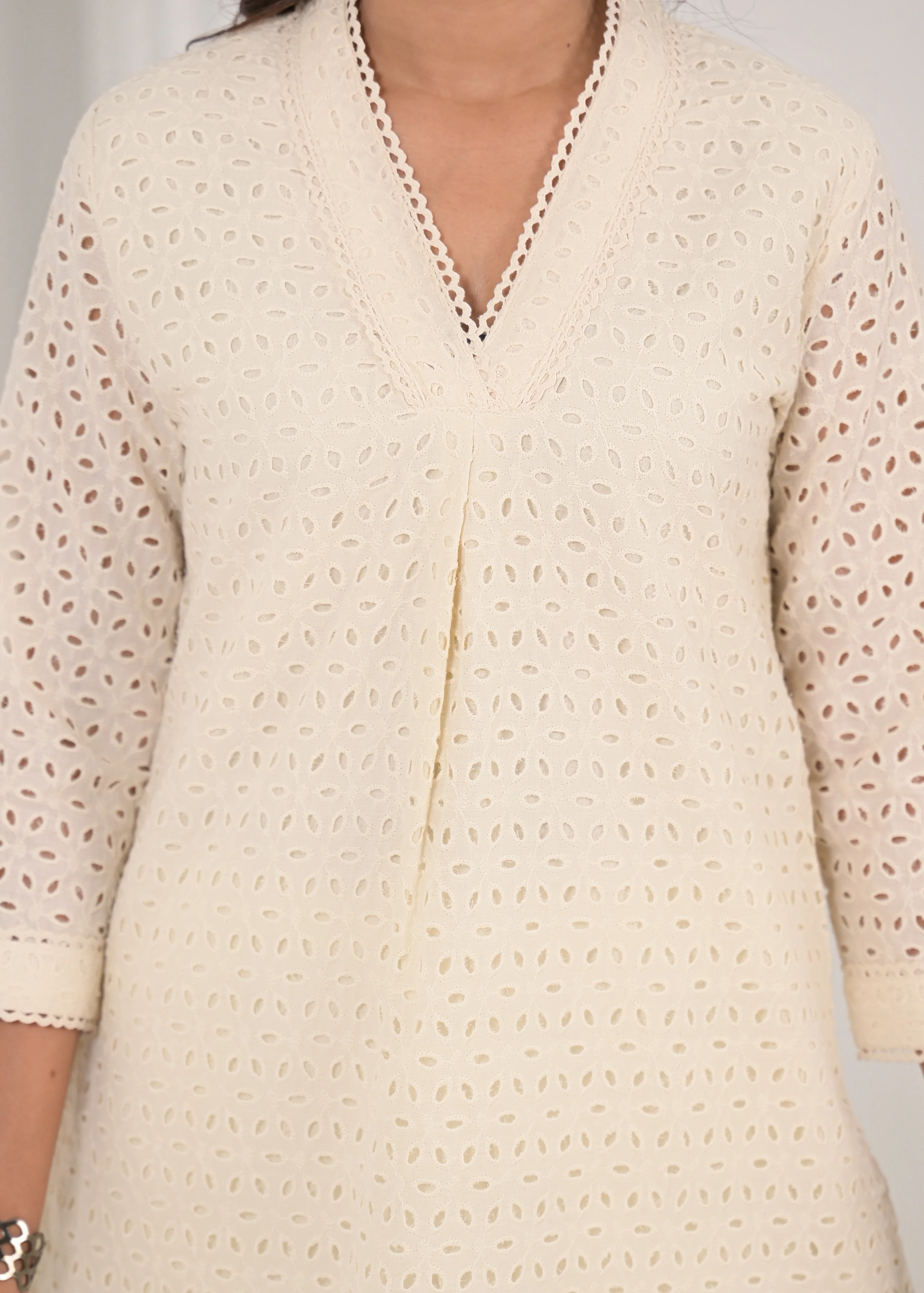 LIPIKA ANGEL SCHIFFLI COTTON KURTA PANT SET - Image 4