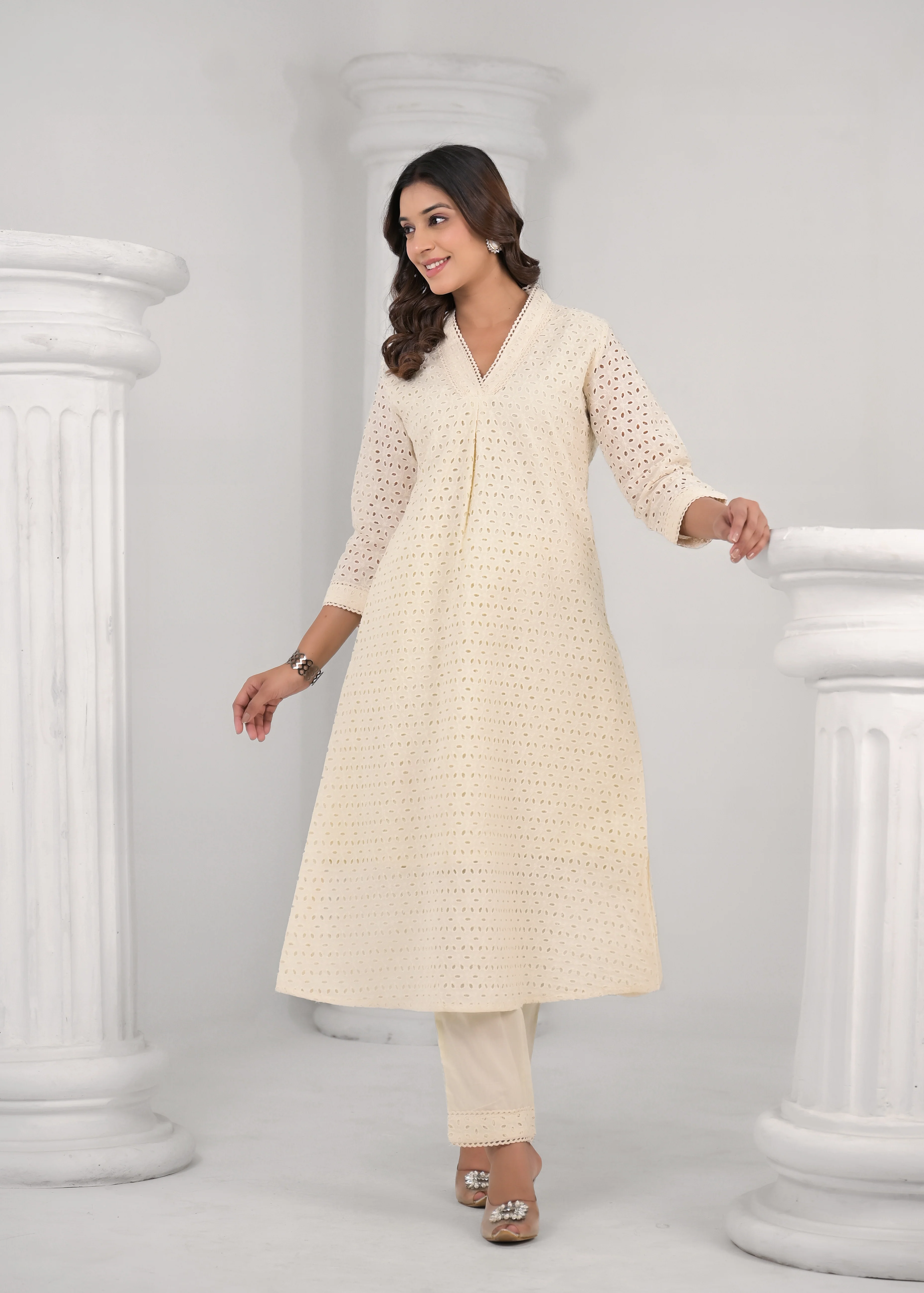 LIPIKA ANGEL SCHIFFLI COTTON KURTA PANT SET - Image 5