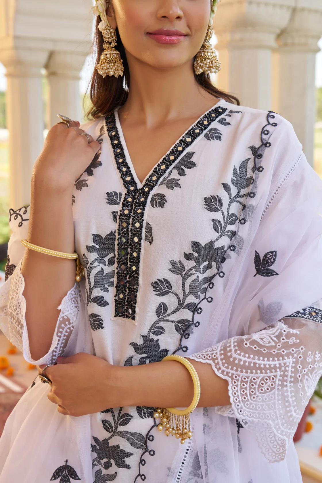 Grithav Pearl Embroidered Lawn Suit Set - Image 8