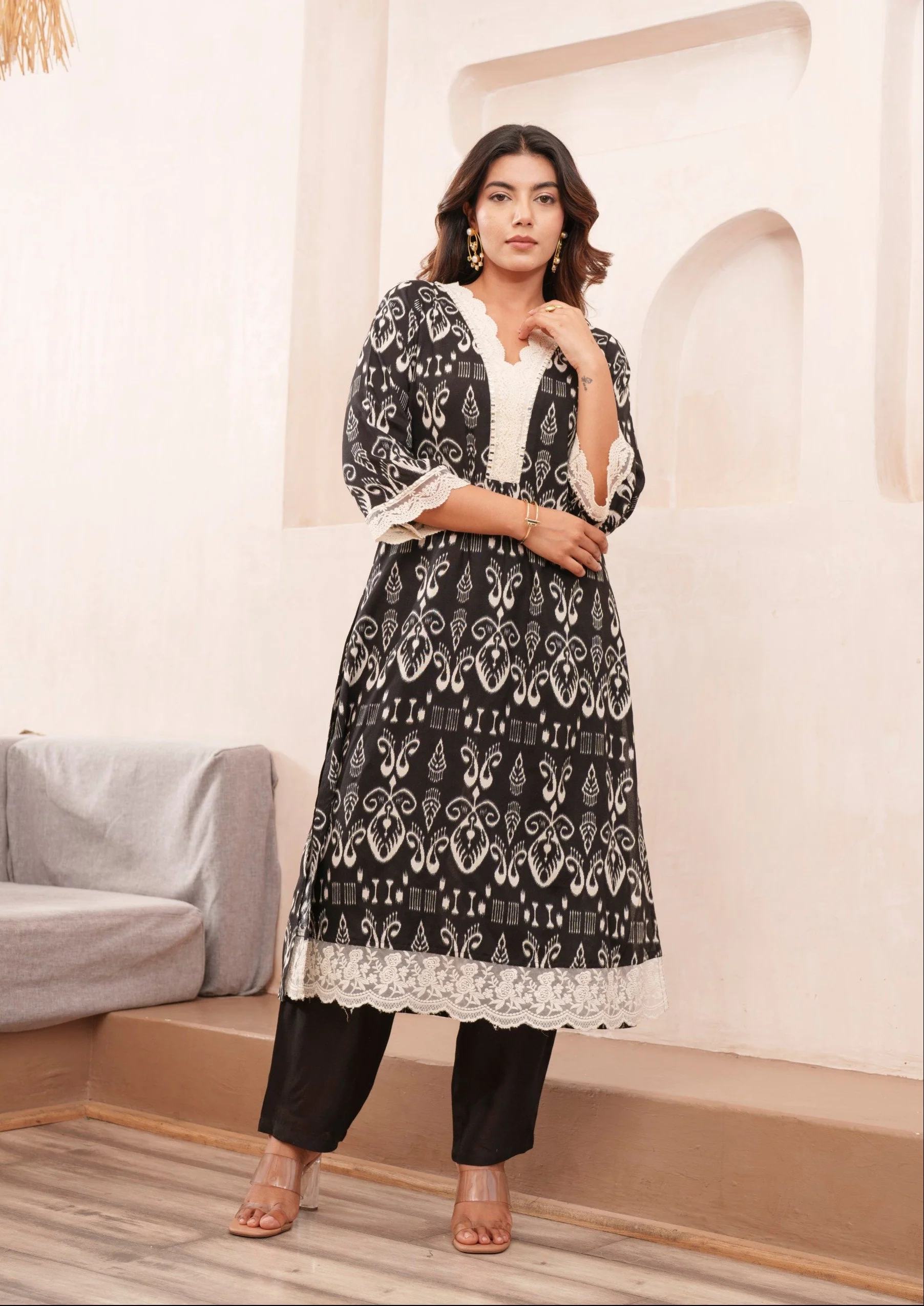 Tashvika Onyx Printed Kurta Pant Set - Image 8