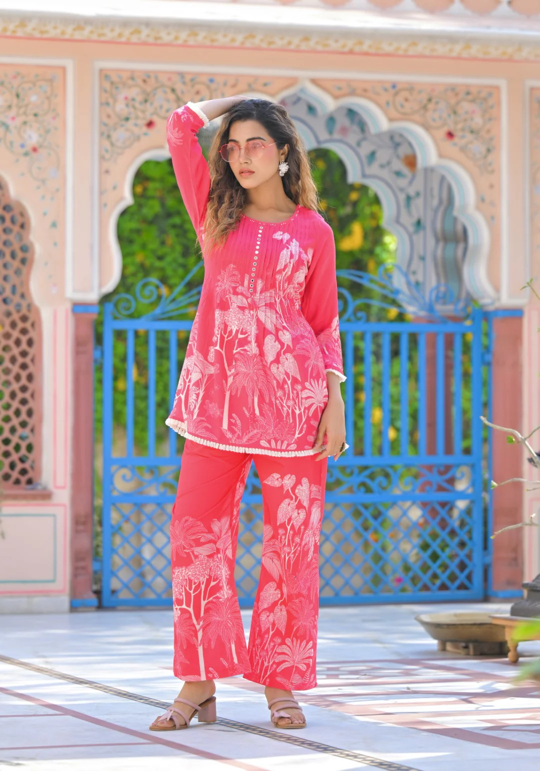 Iti Punch Printed Cotton Co-ord Set - Image 4