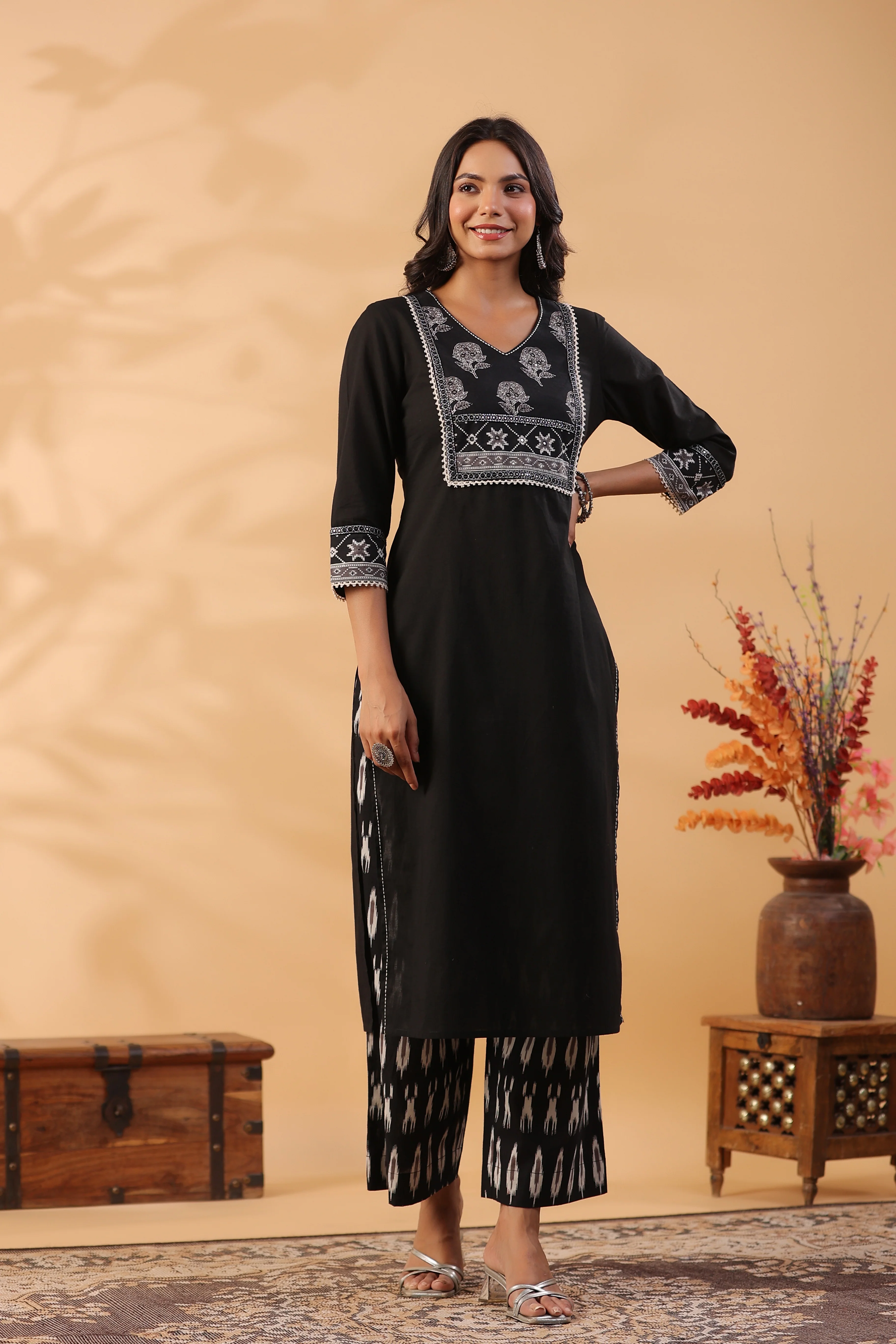 Sarla Onyx Cotton Suit Set - Image 6
