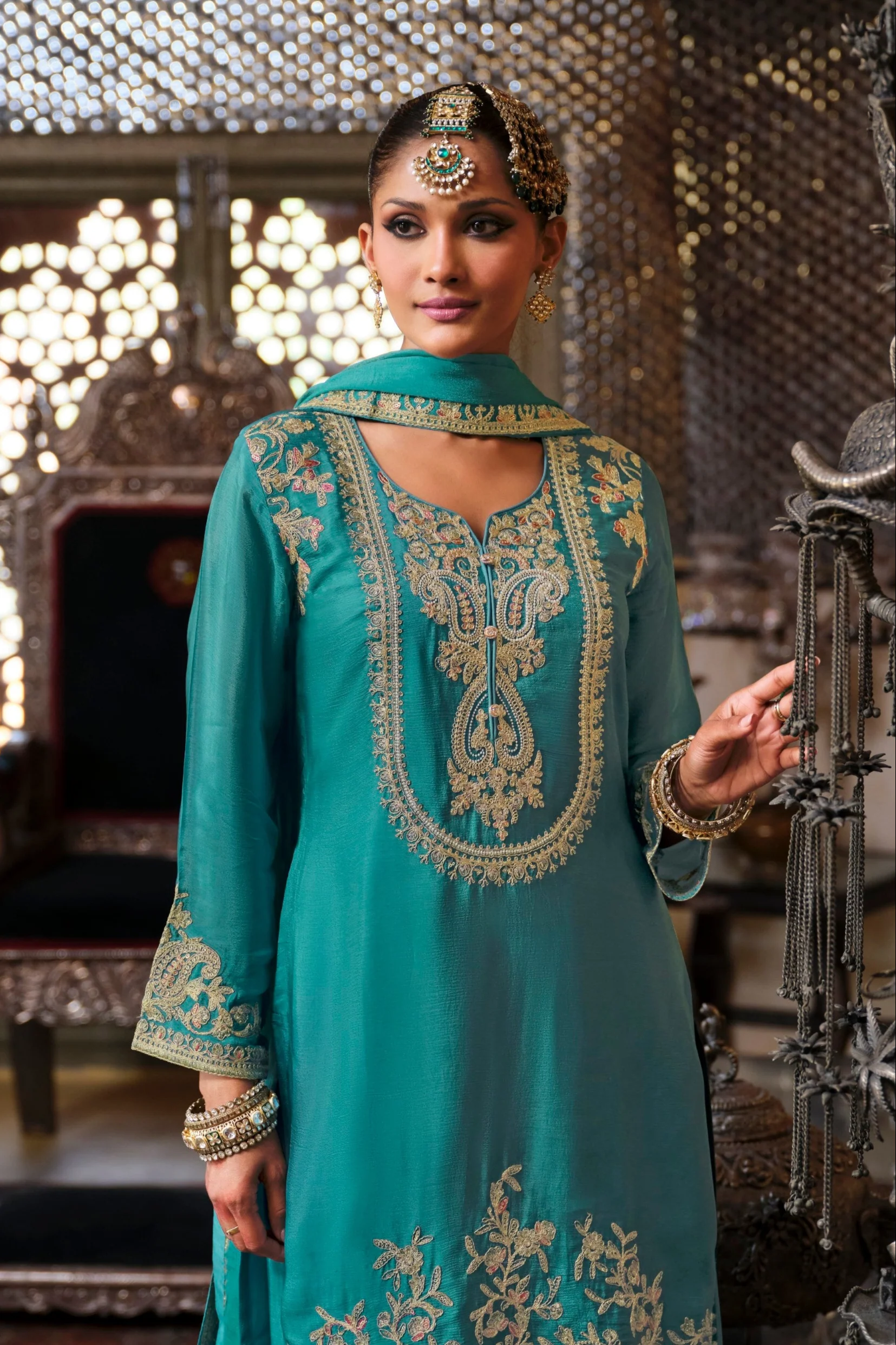 Gunja Peacock Full Work Heavy Gharara Set - Image 2