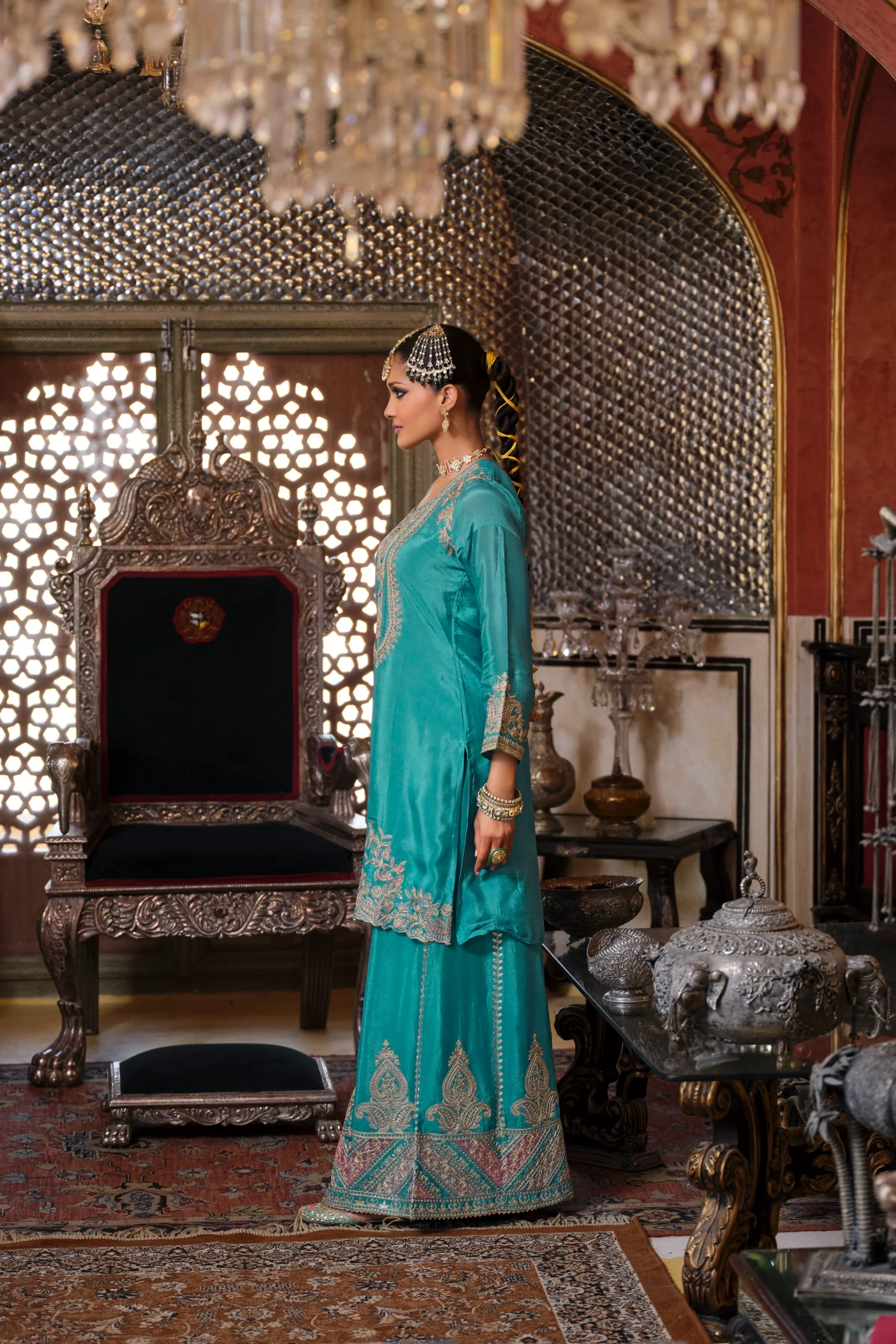 Gunja Peacock Full Work Heavy Gharara Set - Image 5