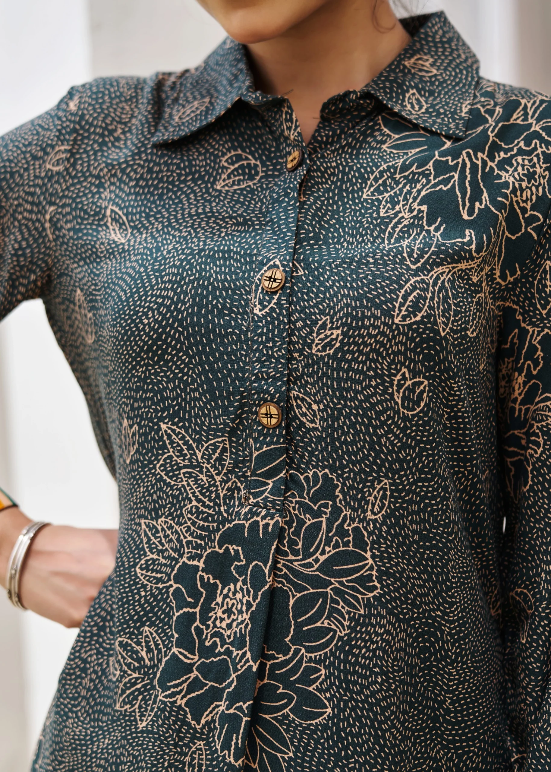 kabool Cobalt Printed Kurta Pant set - Image 5