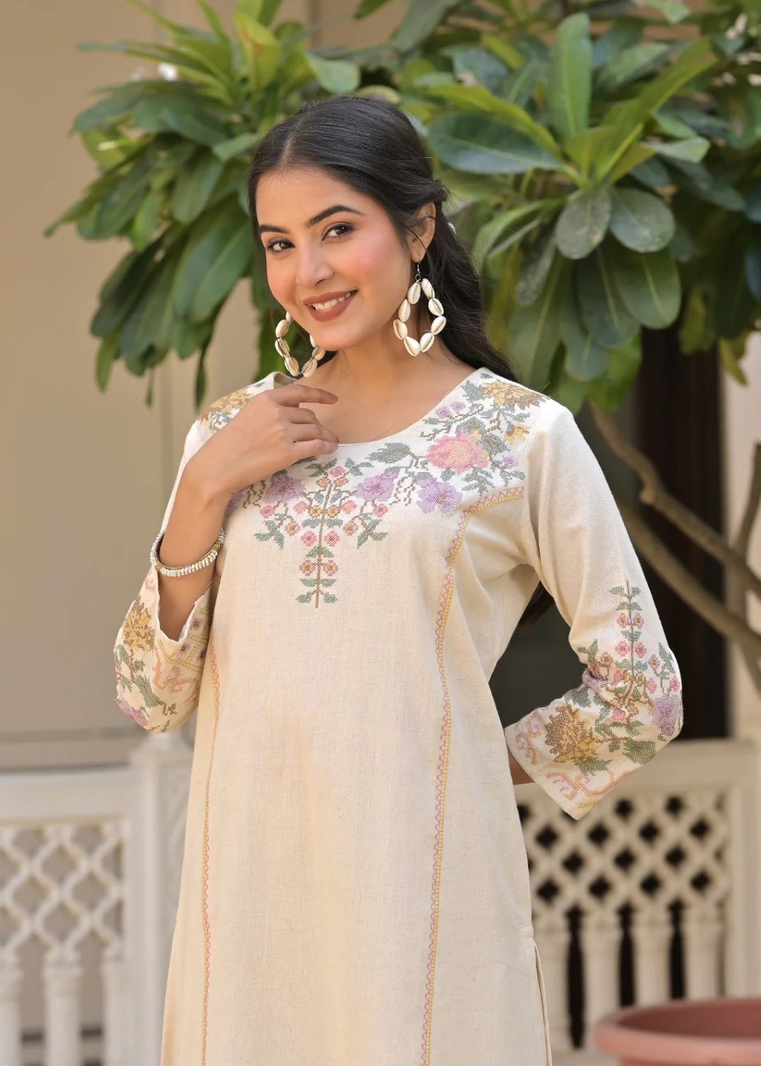Chandri Fog Embroidered Kurta Pant Set - Image 8
