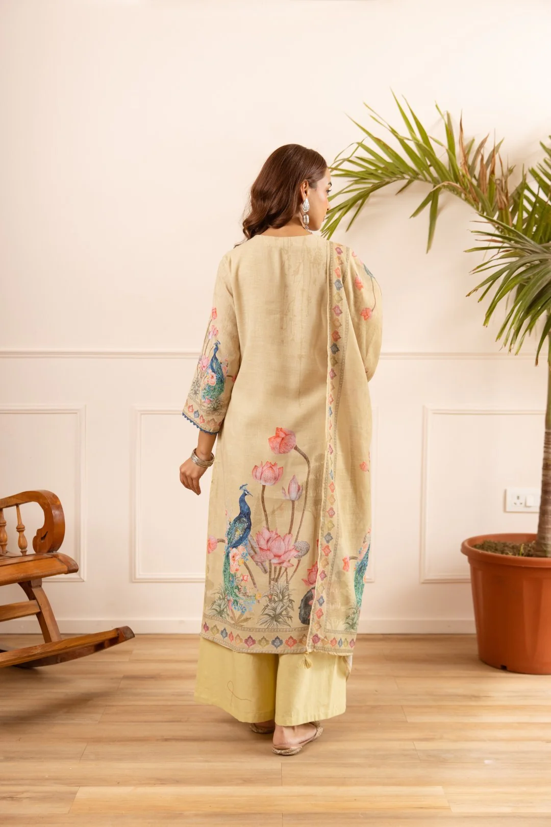 Mihika tan printed cotton suit set - Image 3