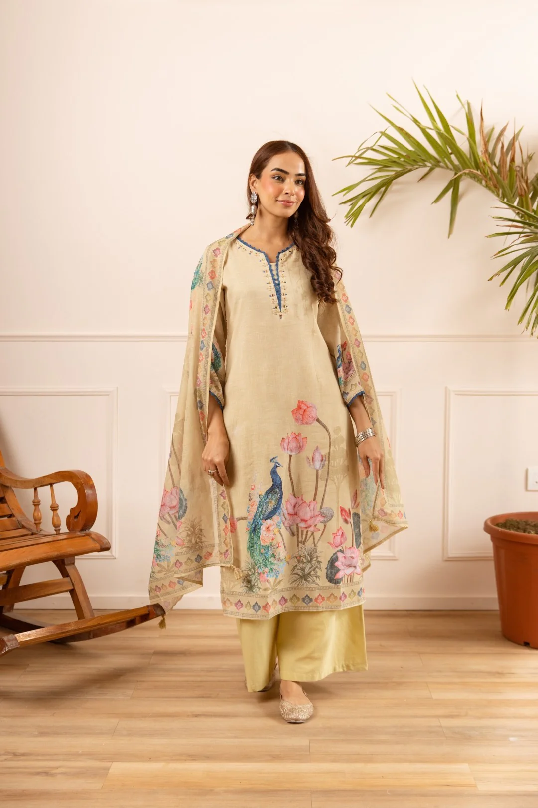Mihika tan printed cotton suit set - Image 9