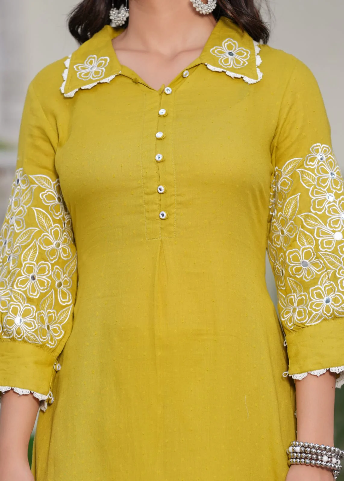 Shiba Citrine Embroidered Kurta Pant Set - Image 5