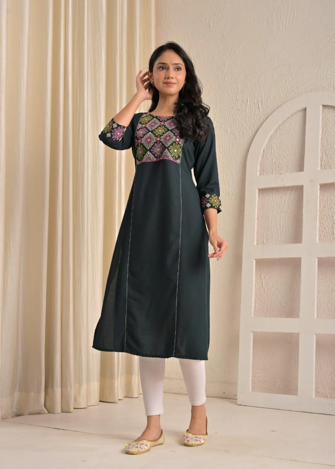 Chandri Beetle Embroidered Kurti - Image 5