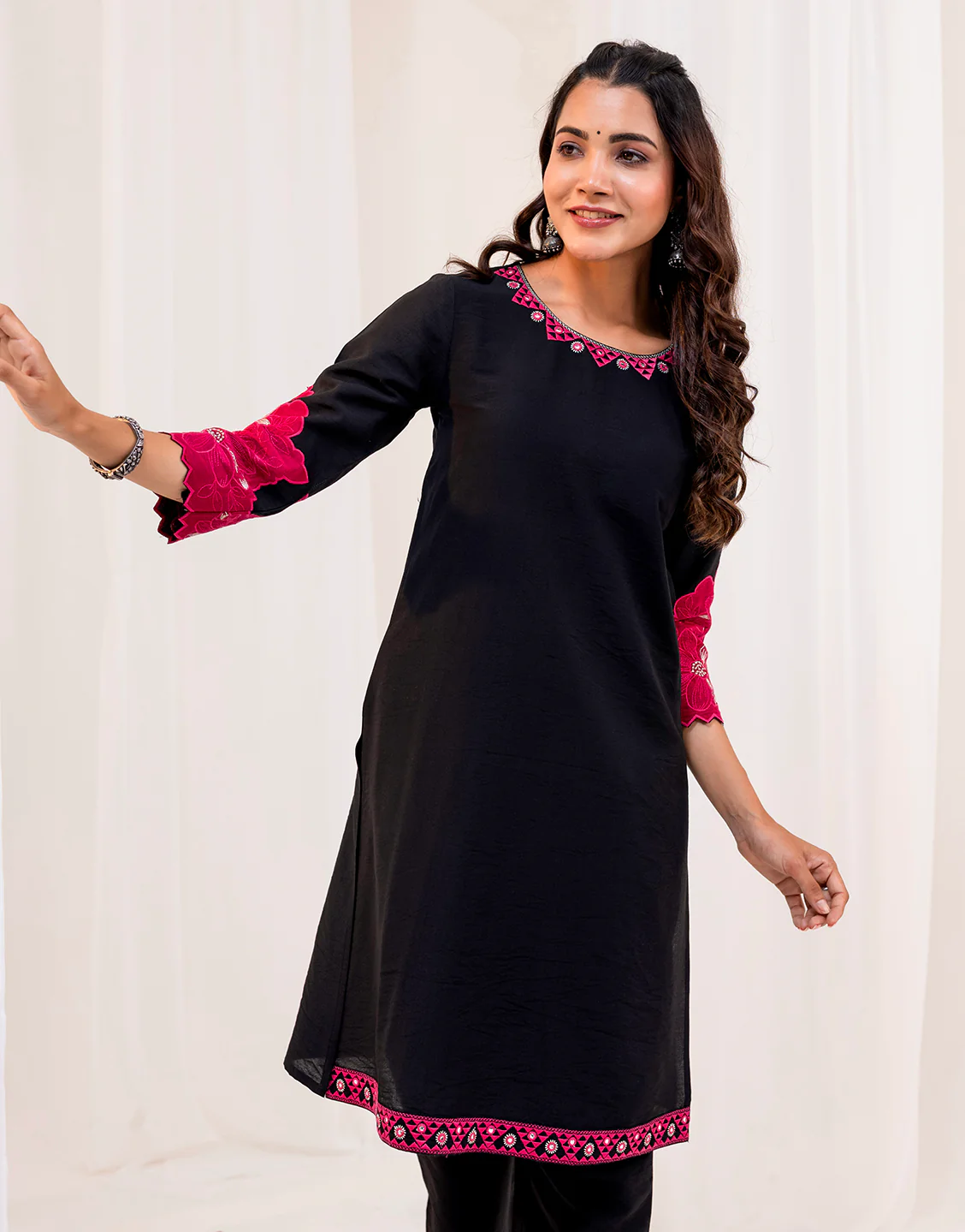 Purna Onyx embroidered Cotton Co-ord Set - Image 5