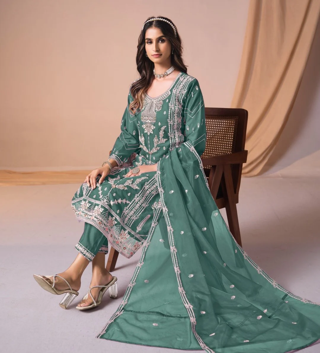 Mayuri Peacock Full Work Suit Set - Image 3