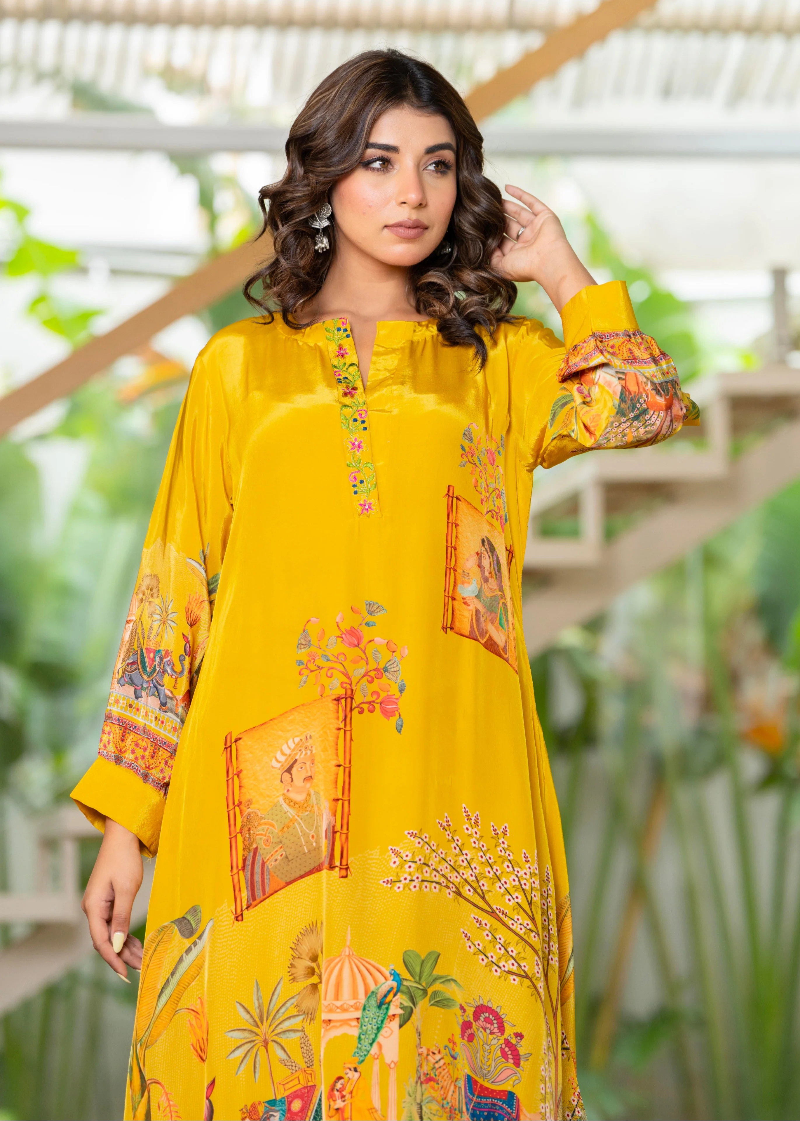 Maurya Goldy kurta pant set - Image 2