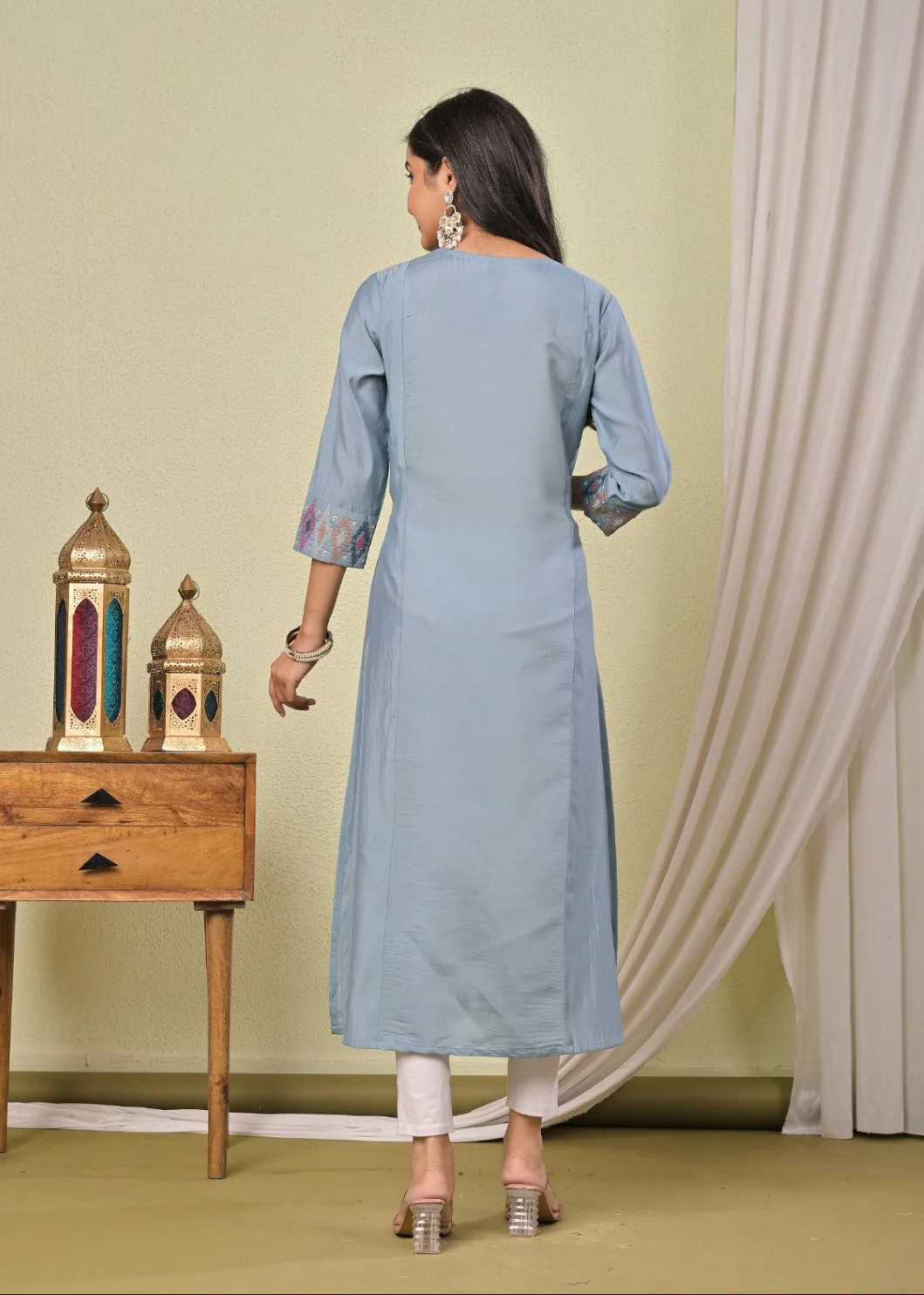 Chandri Cadet Embroidered Work Kurti - Image 3