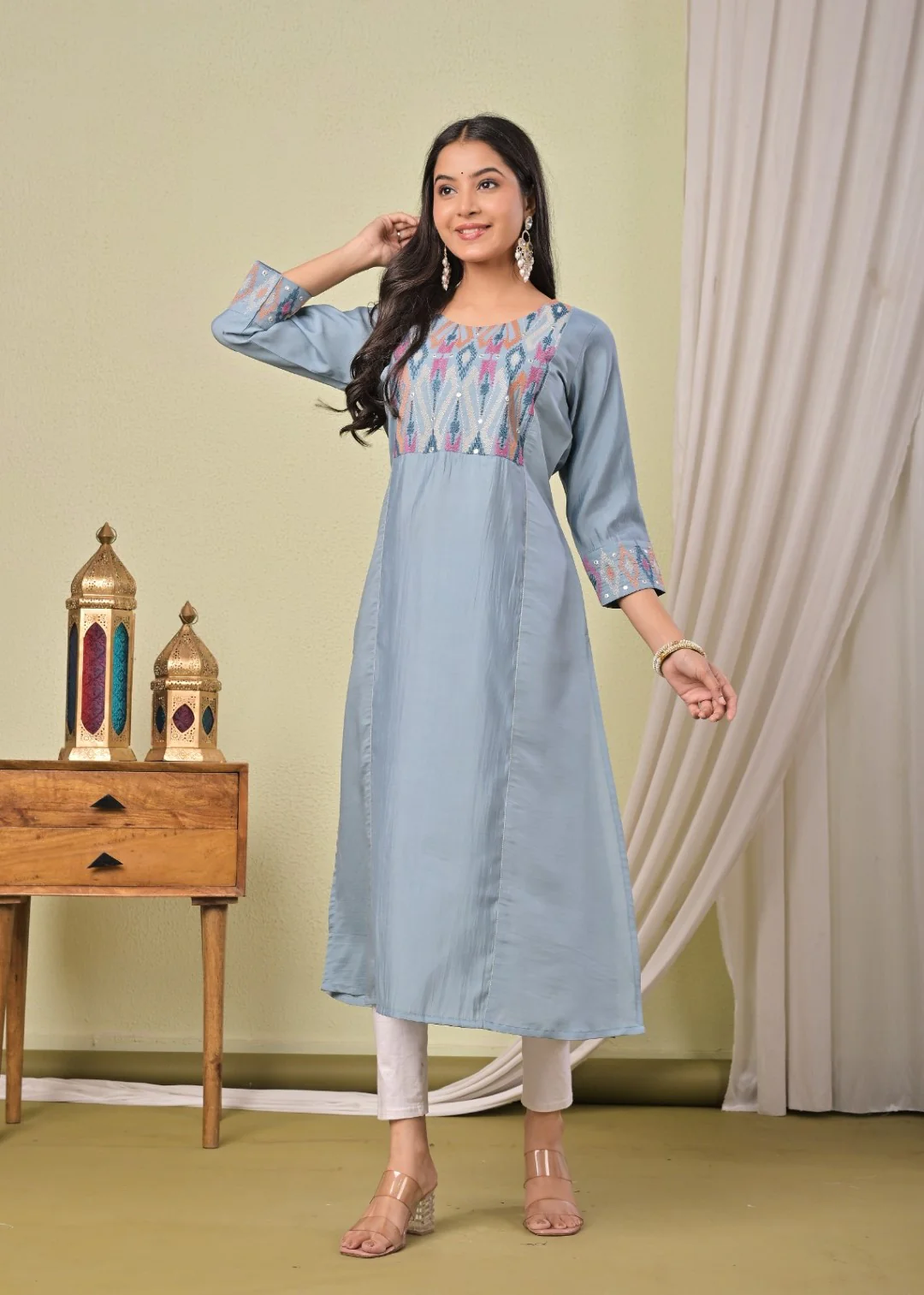Chandri Cadet Embroidered Work Kurti - Image 4