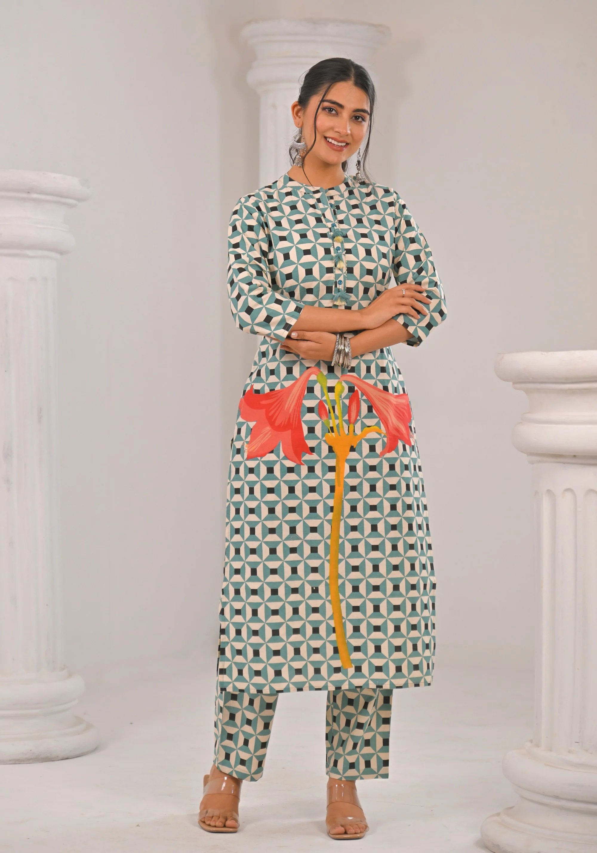 Sahila Pine Abstract Printed Kurta Pant set - Image 4