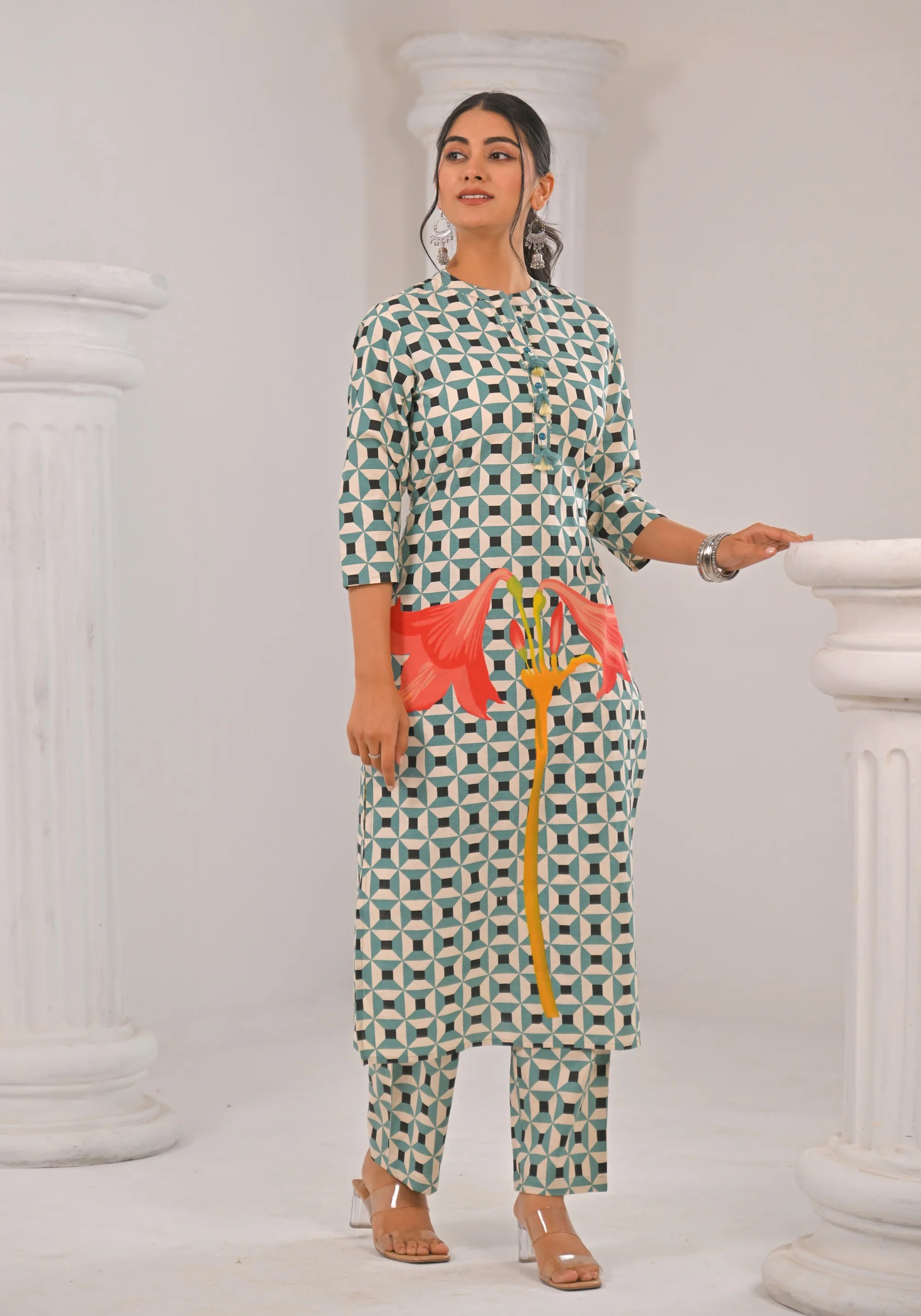 Sahila Pine Abstract Printed Kurta Pant set - Image 5