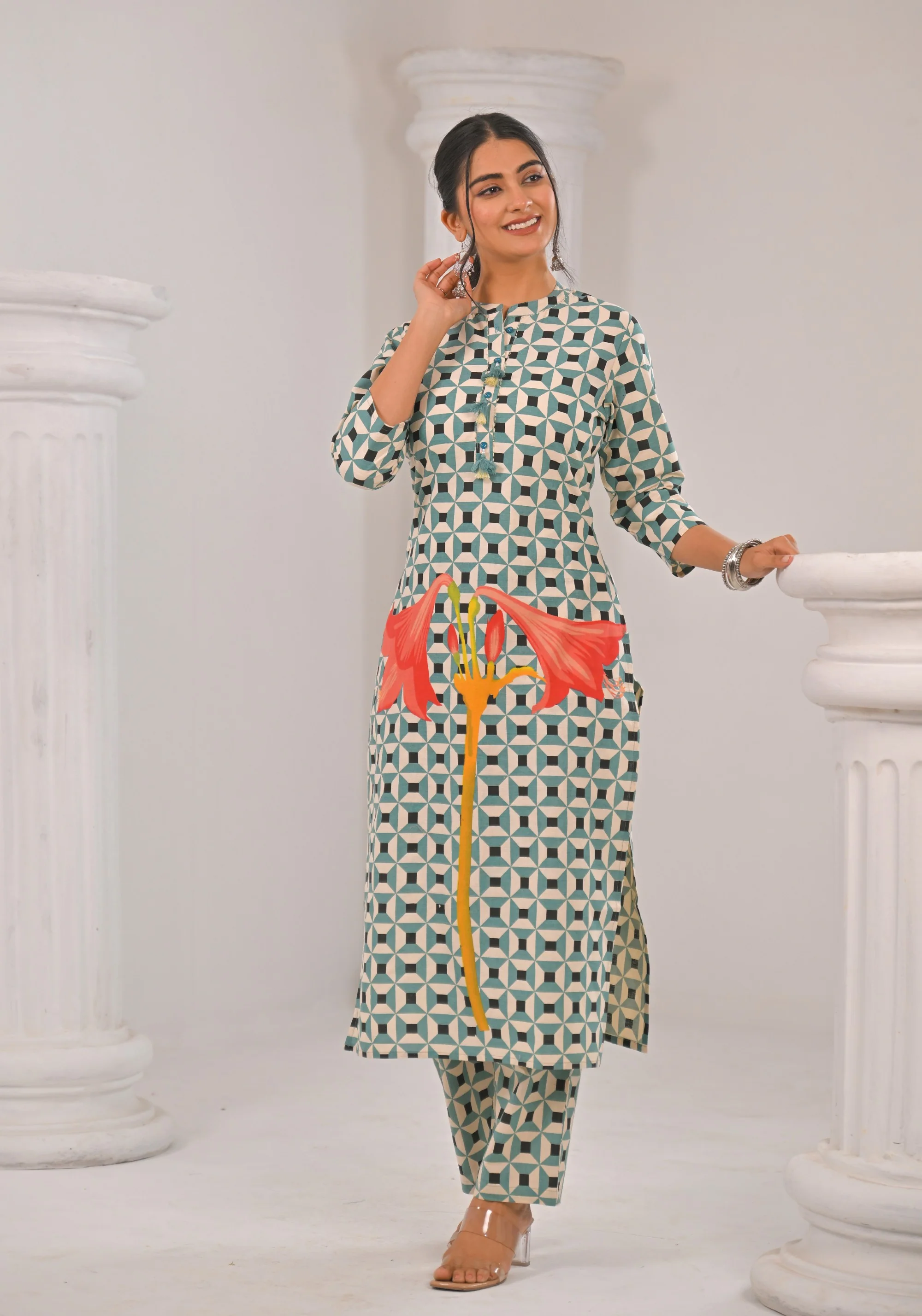 Sahila Pine Abstract Printed Kurta Pant set - Image 6