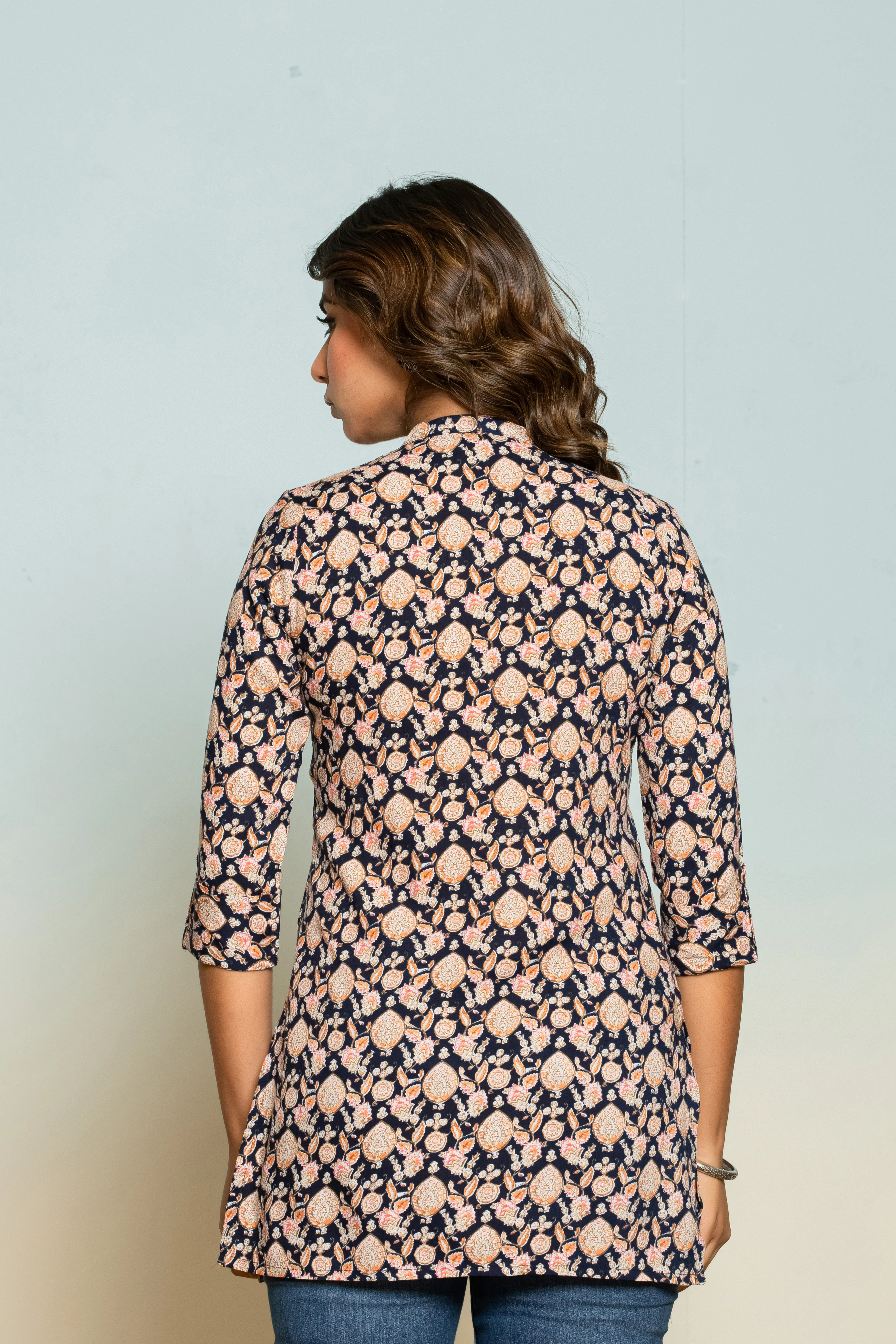 UMA JET PRINTED COTTON SHORT TOP - Image 3
