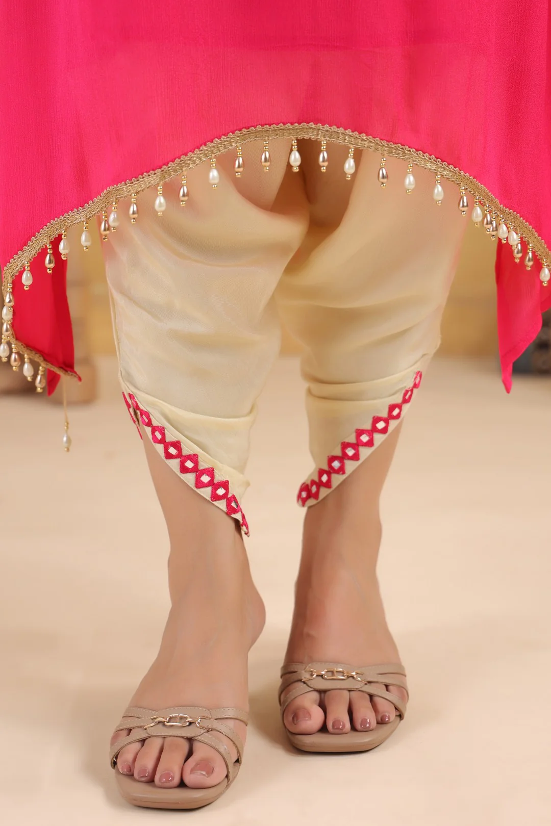 Sera rosy premium embroidery kurta pant set - Image 4