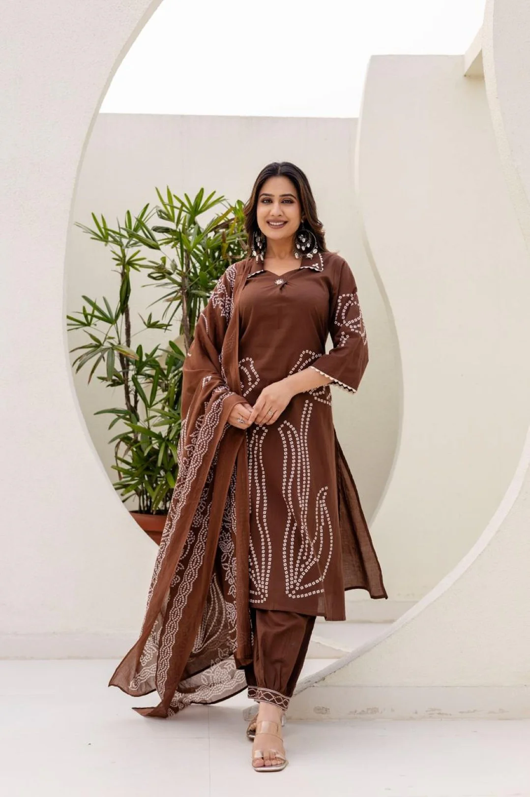 Girnar tan cotton suit set - Image 3