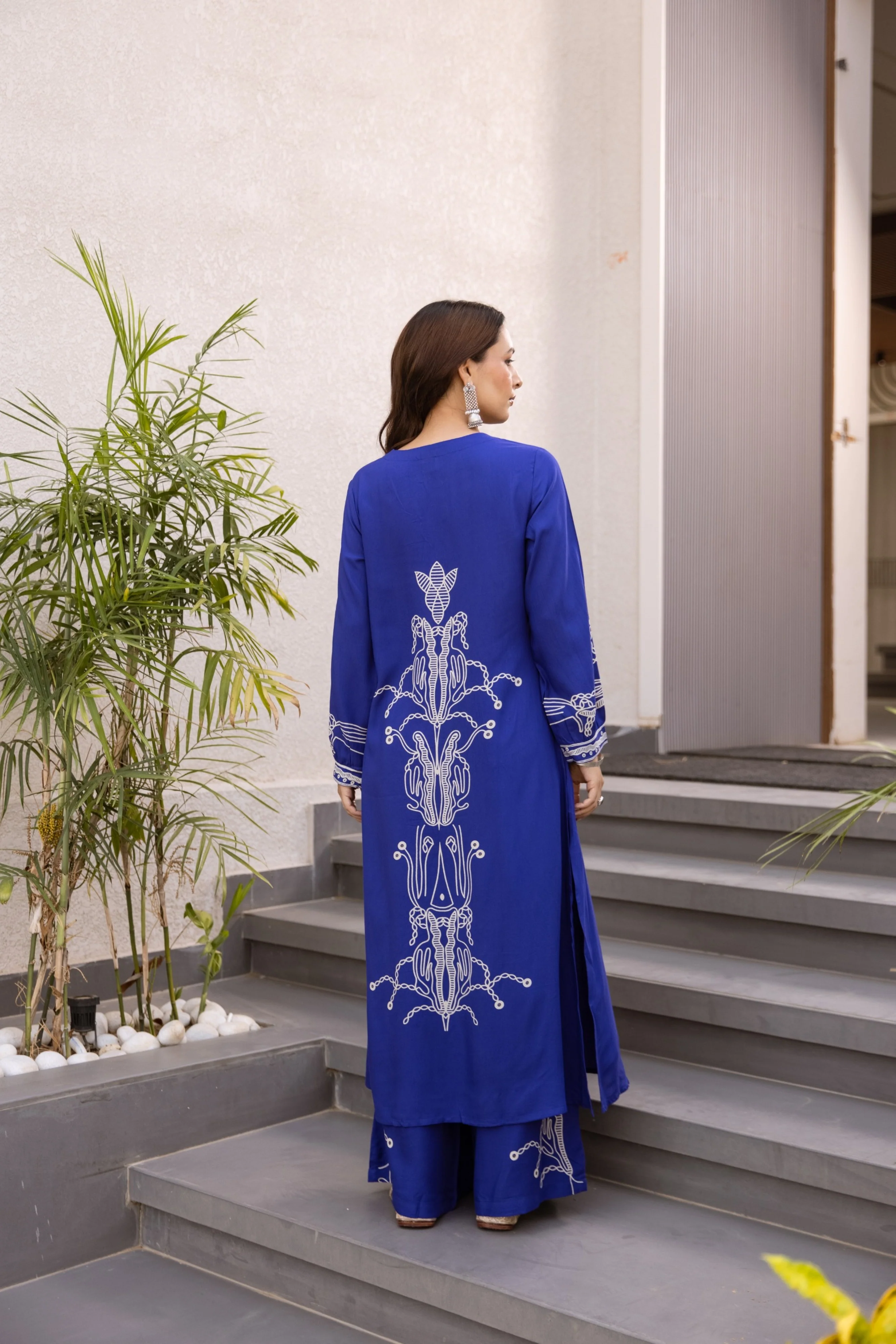Kabool Hibis Printed Kurta Pant Set - Image 3