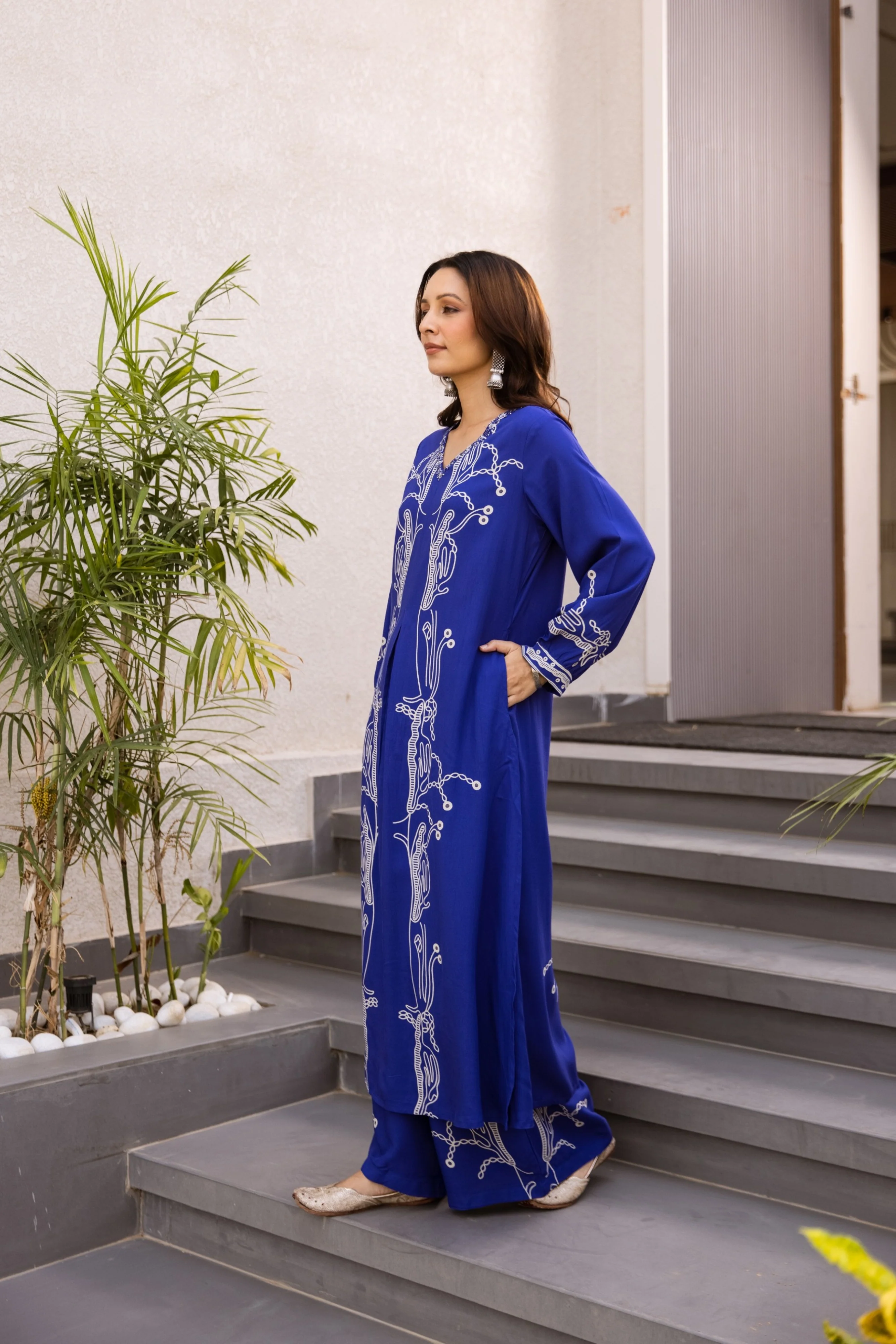 Kabool Hibis Printed Kurta Pant Set - Image 6
