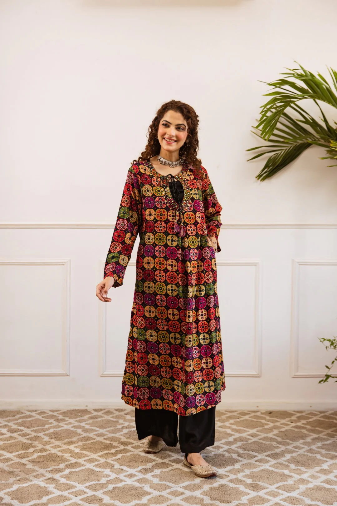 Sonpal raven kurta pant set - Image 4