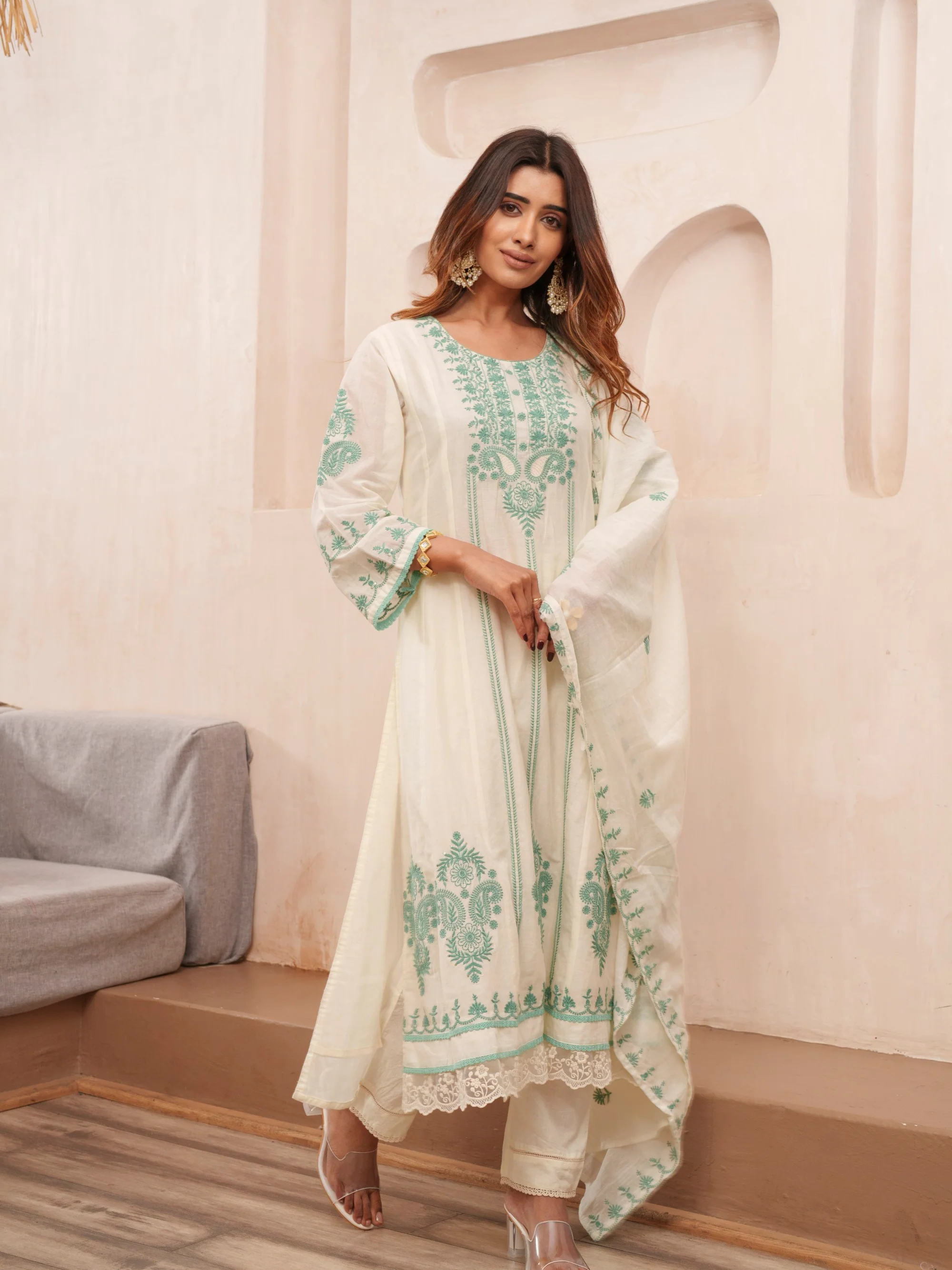 Tashvika Misriteal Cotton Embroidered Lawn Suit set - Image 15